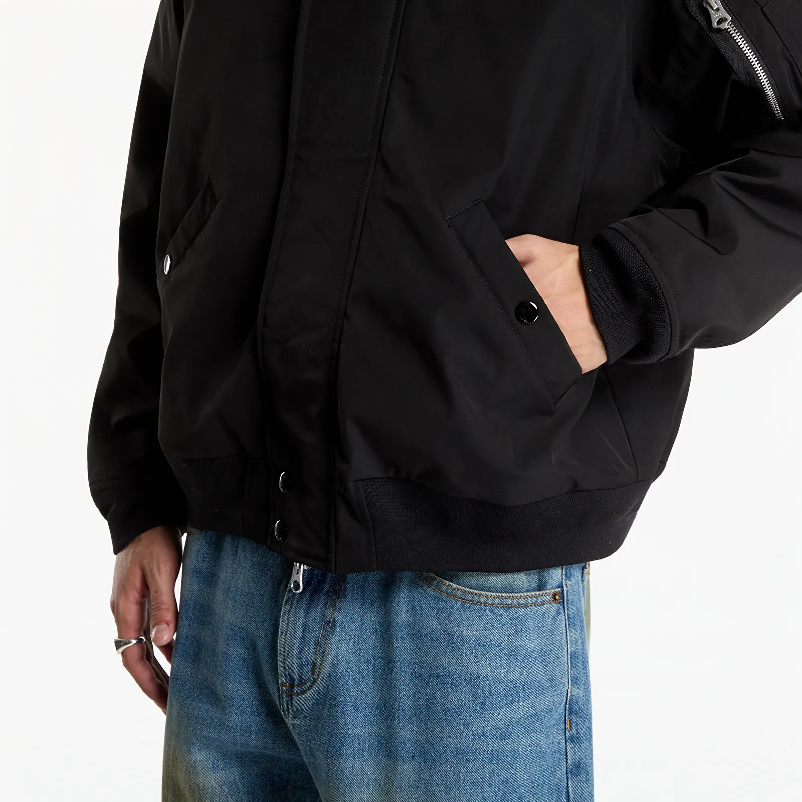 Herrenjacken Obey N-2B Short Parka Black