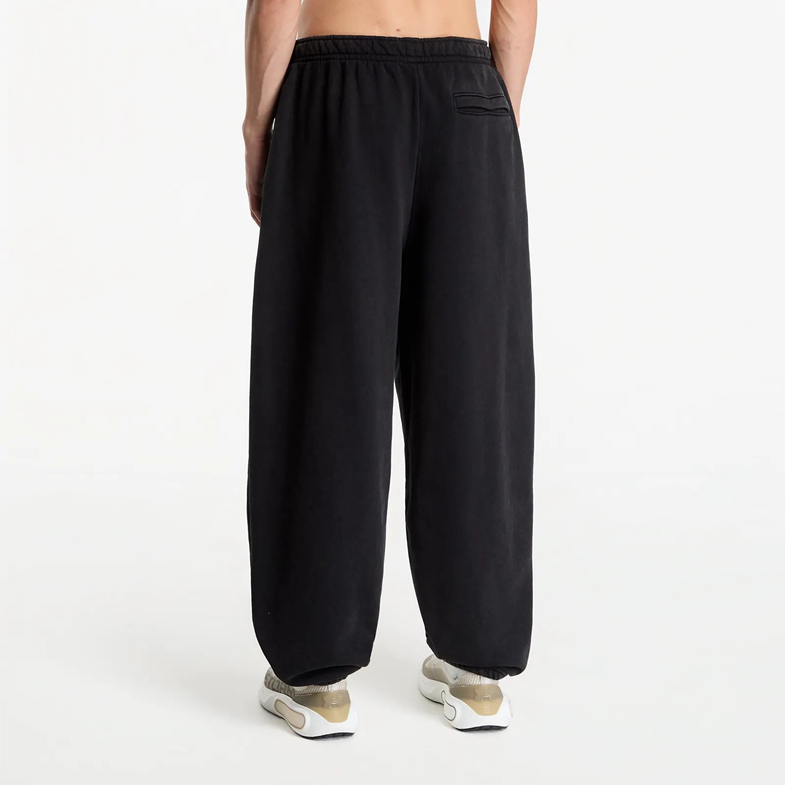 Pantaloni tuta uomo Under Armour Icon HW Flc Washed Pants Ultimate Black/ Ultimate Black