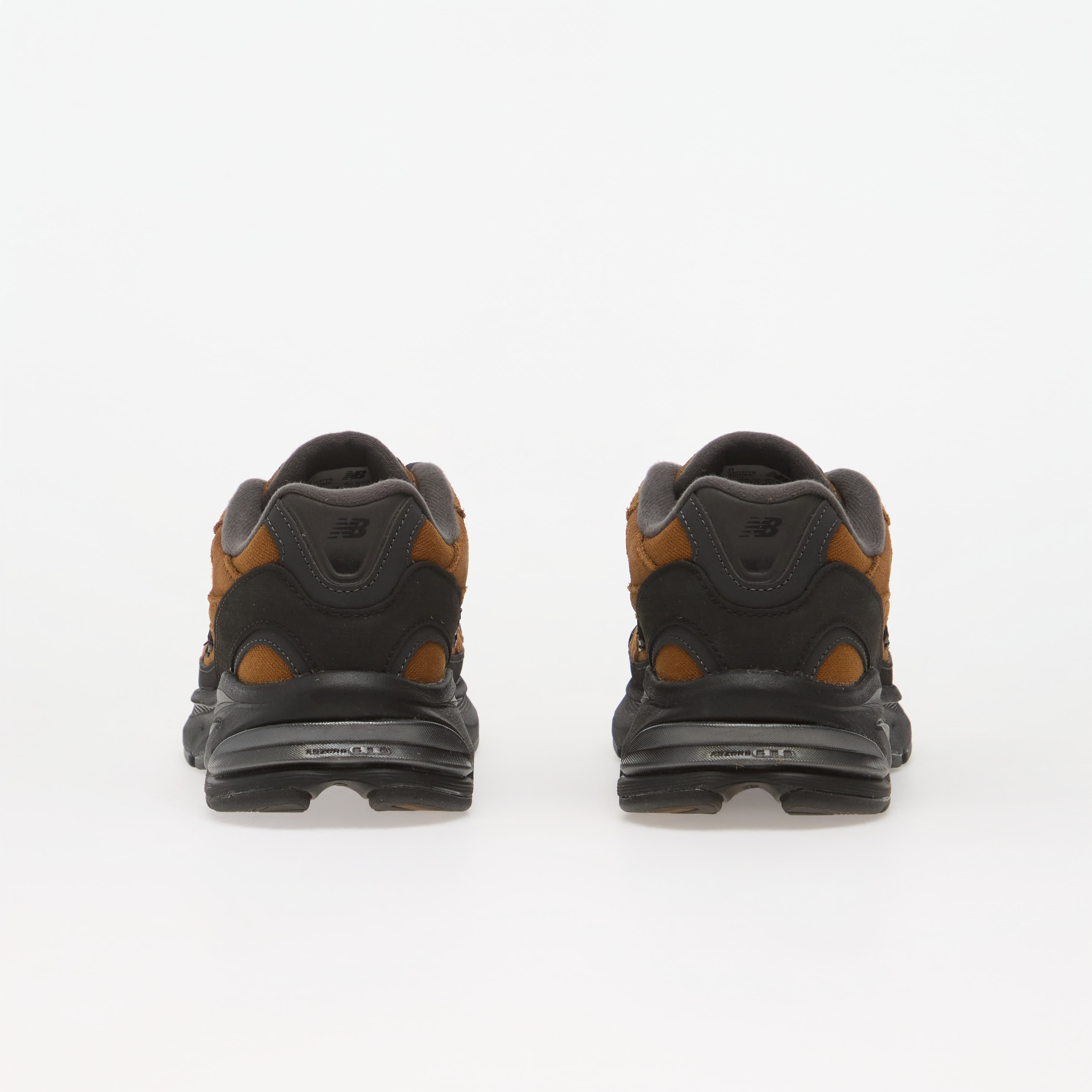 New Balance Sneakers New Balance 2010 Breakfast Tea/ Black EUR 45 - 5