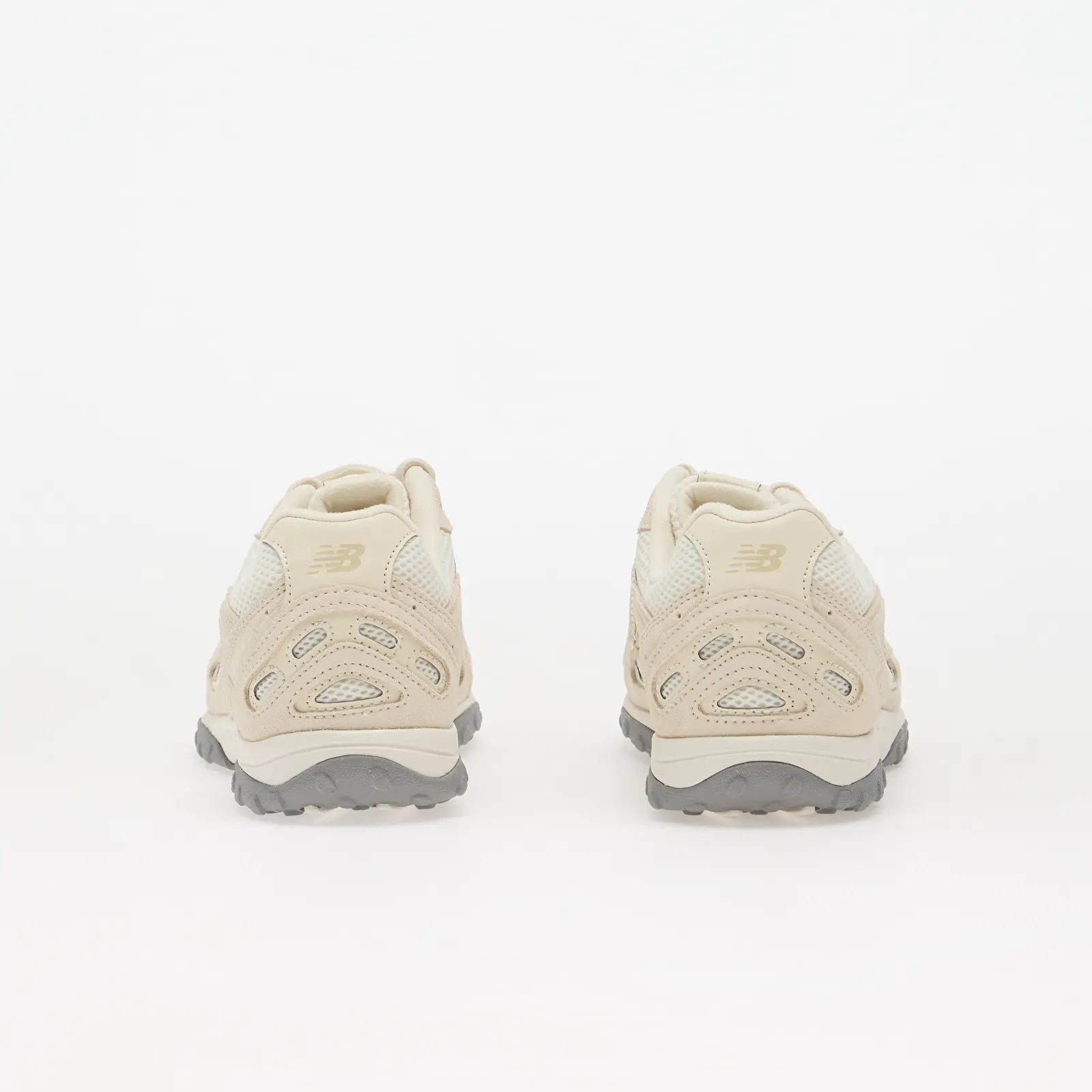Chaussures et baskets homme New Balance 204 Angora/ Linen