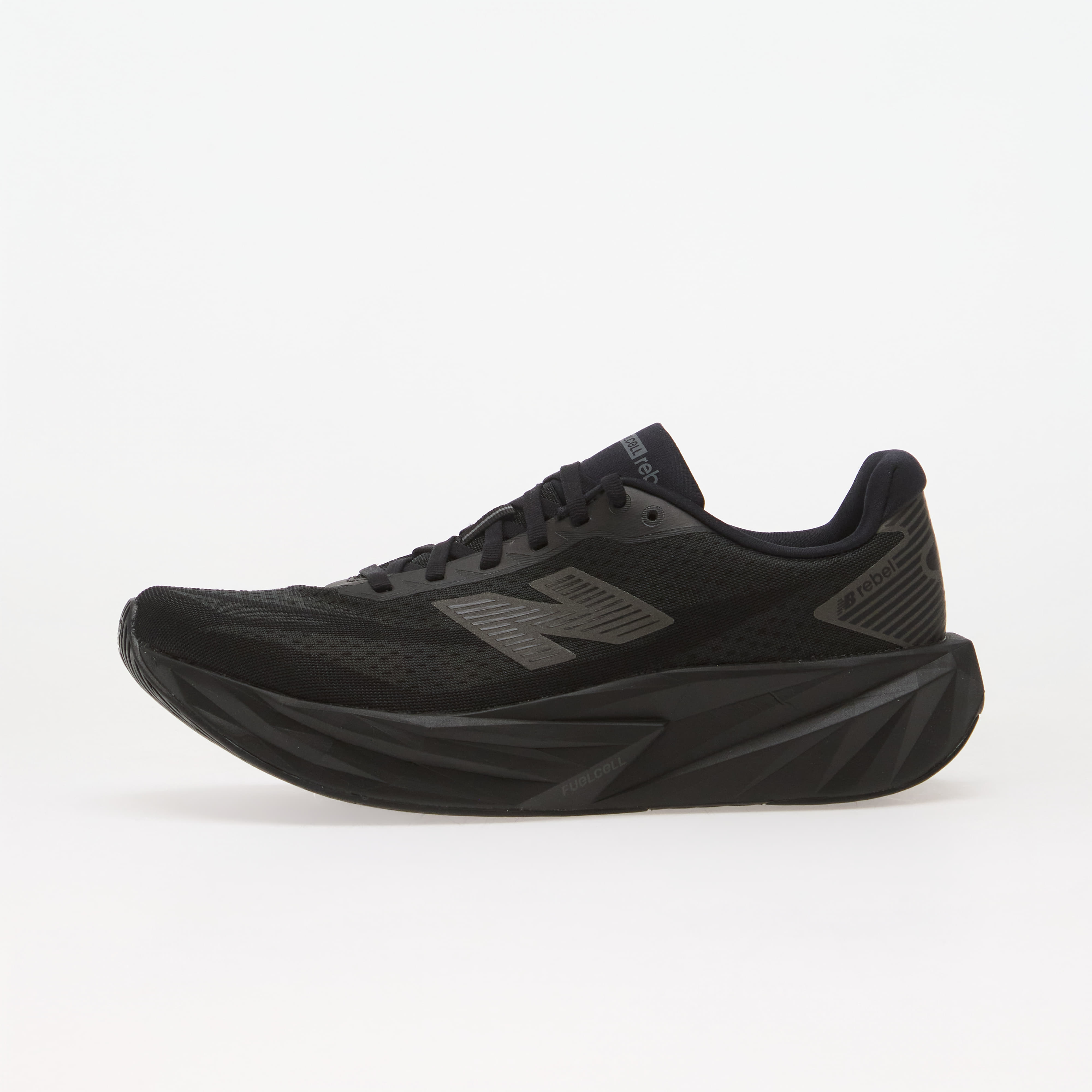 Сникърси New Balance FuelCell Rebel v5 Black/ Castlerock EUR 46.5