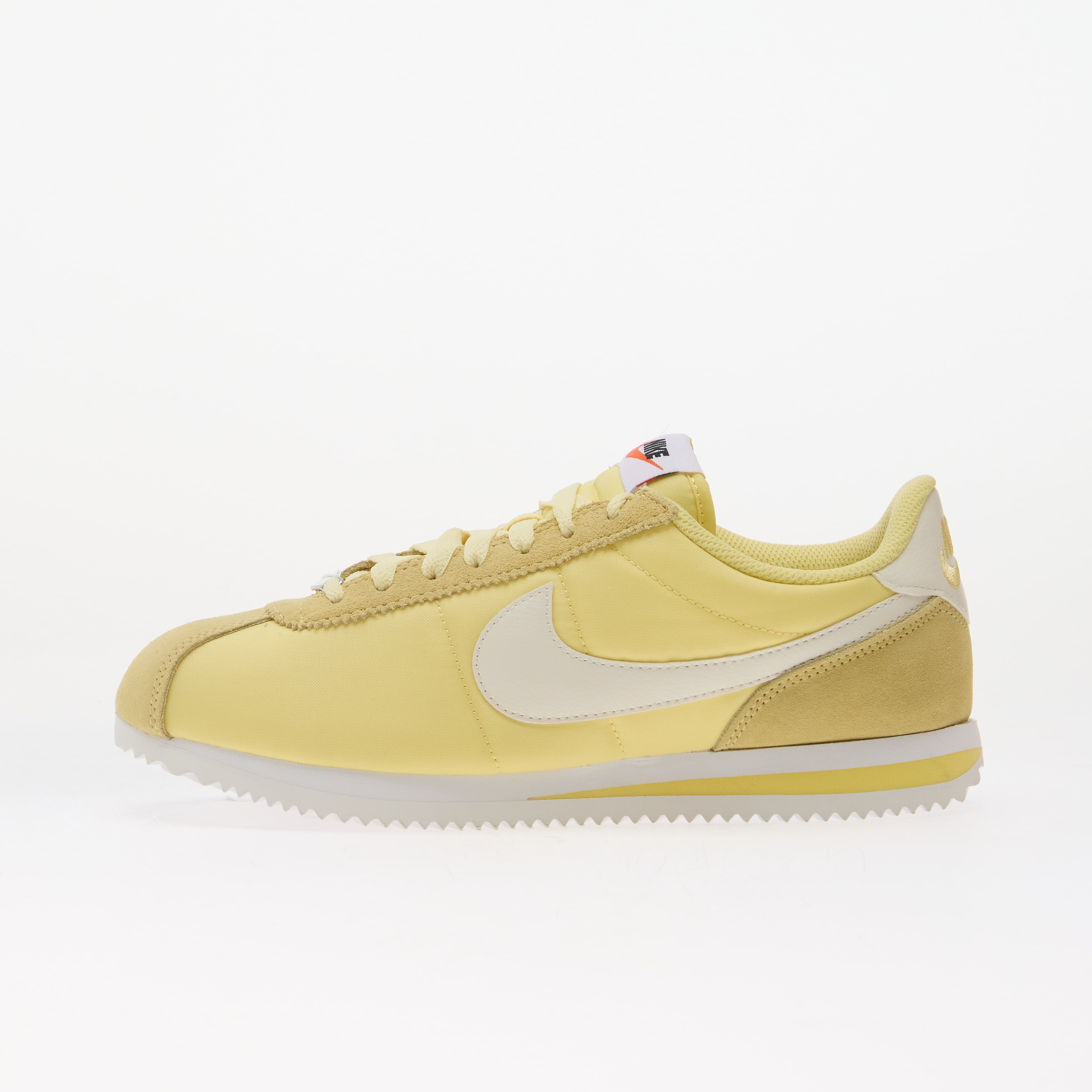 Сникърси Nike Cortez Textile Soft Yellow/ Sail-White-Safety Orange EUR 38.5