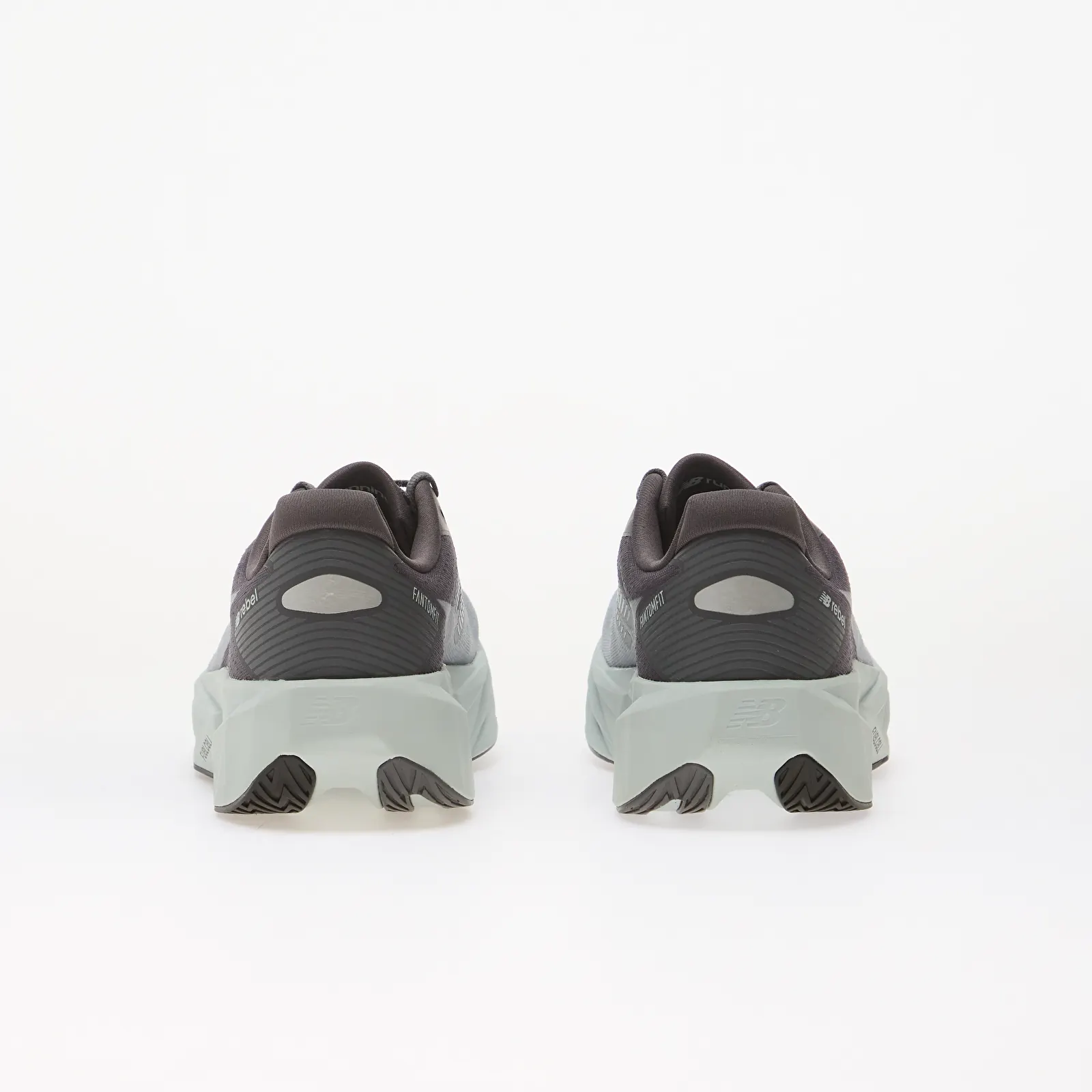 Чоловіче взуття New Balance FuelCell Rebel v5 Magnet/ Light Zinc Blue