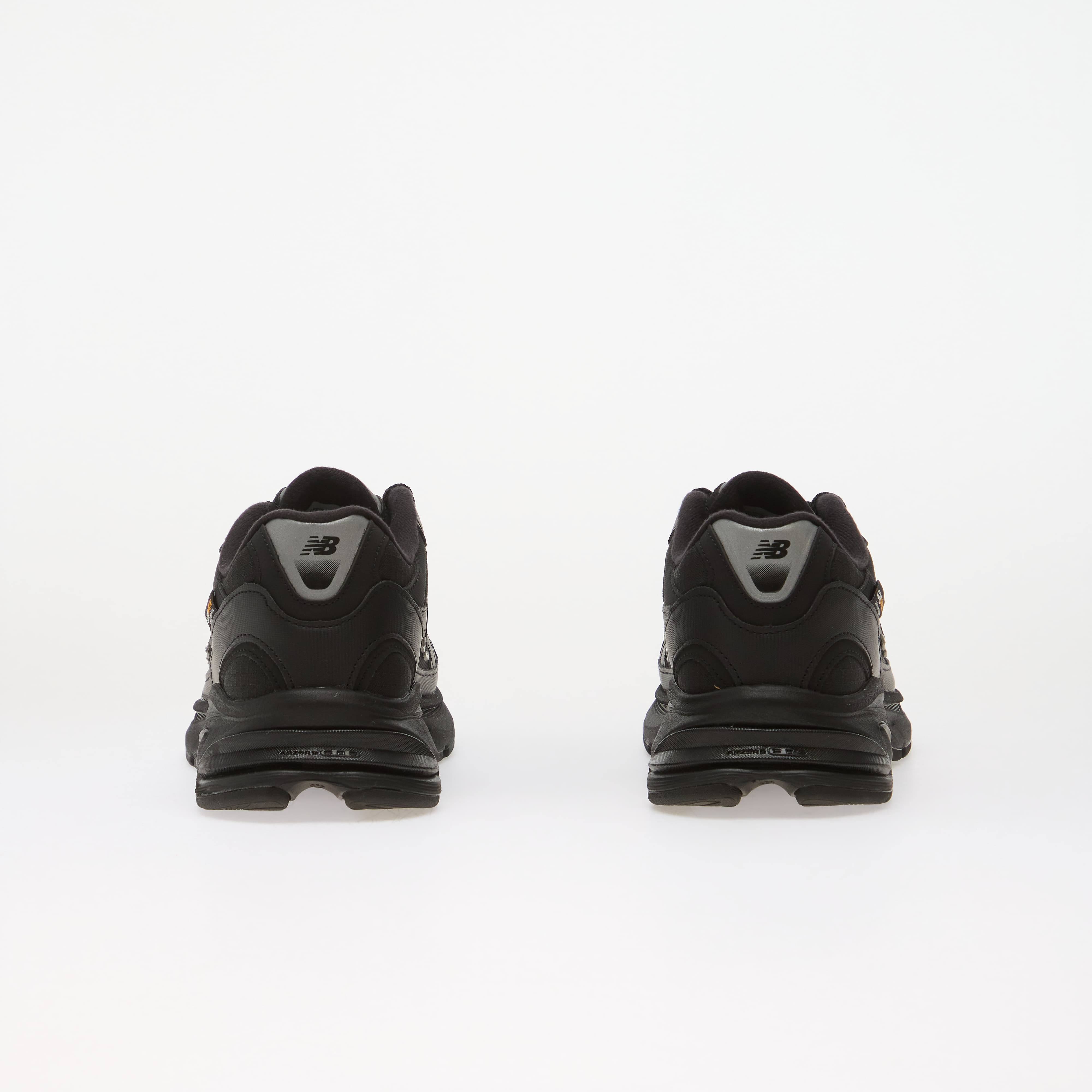 New Balance Sneakers New Balance 2010 Black/ Black EUR 45 - 5