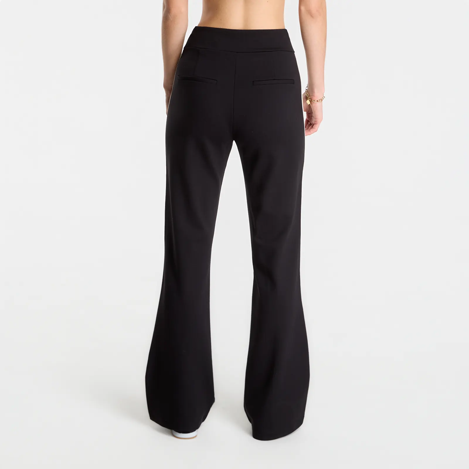 Hosen Guess Fausta Straight Leg Pant Black