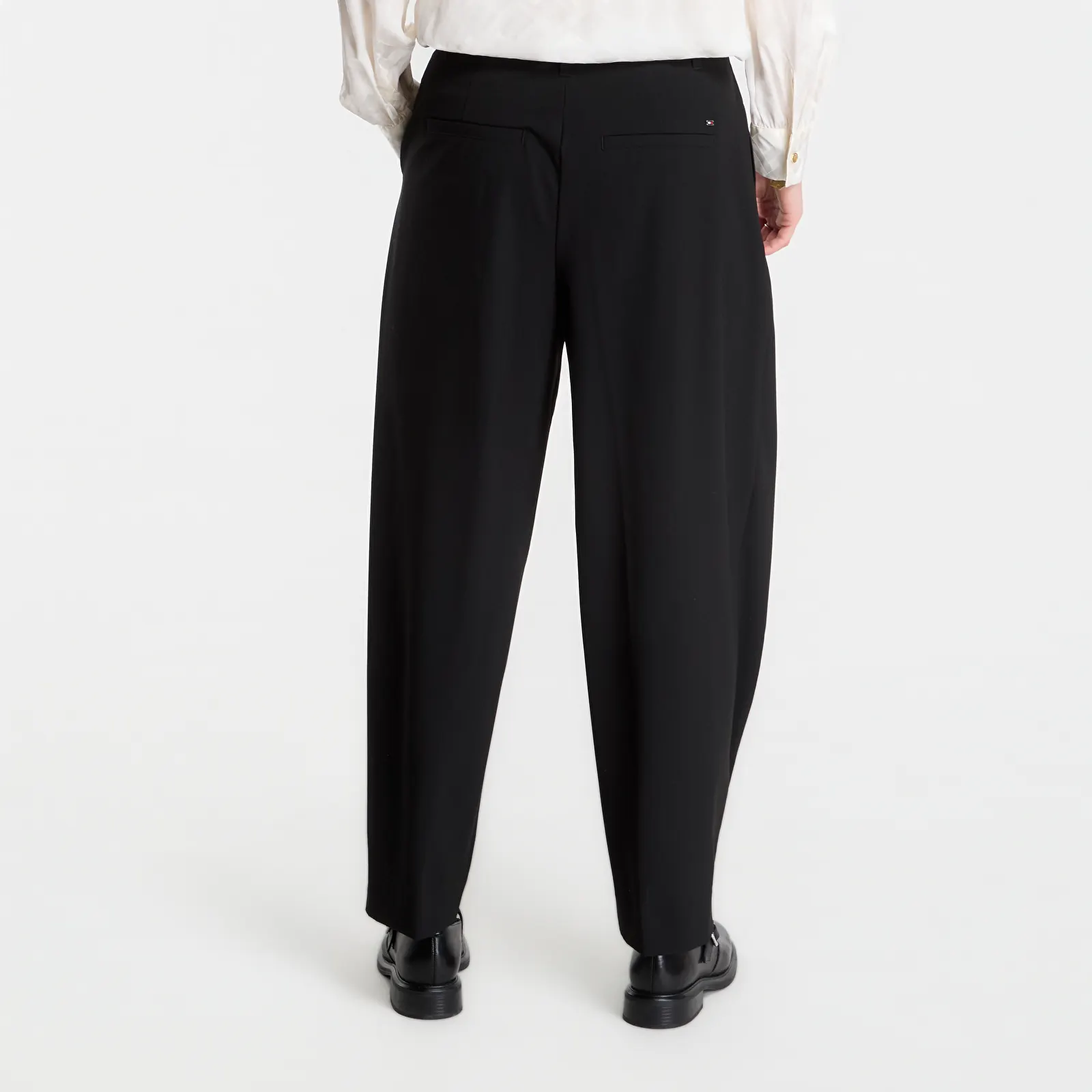 Housut Tommy Hilfiger Bi-Stretch Barrel With Tab Black