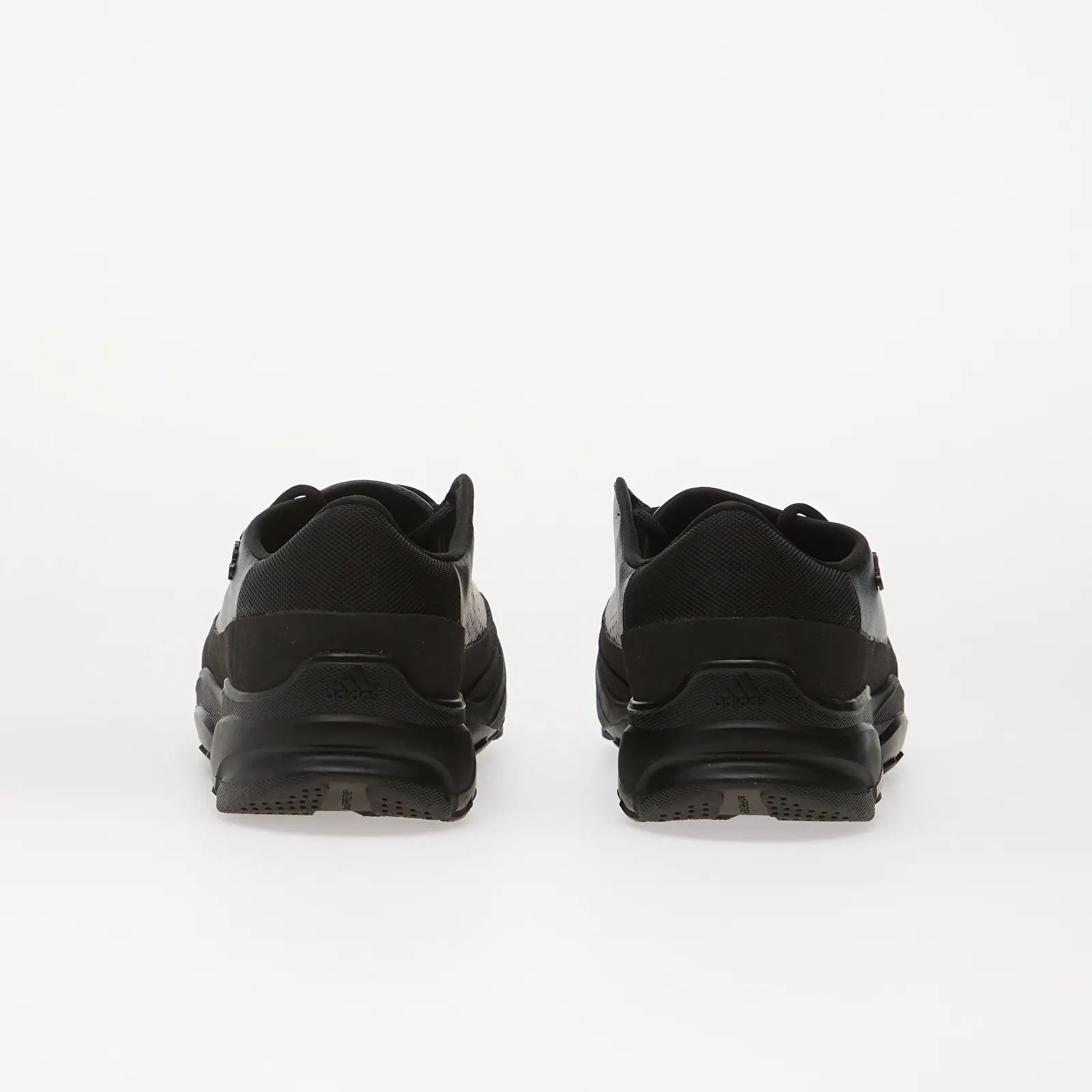Zapatillas de deporte para hombre adidas x Arte Antwerp GSG9 Core Black/ Core Black/ Iron Met.