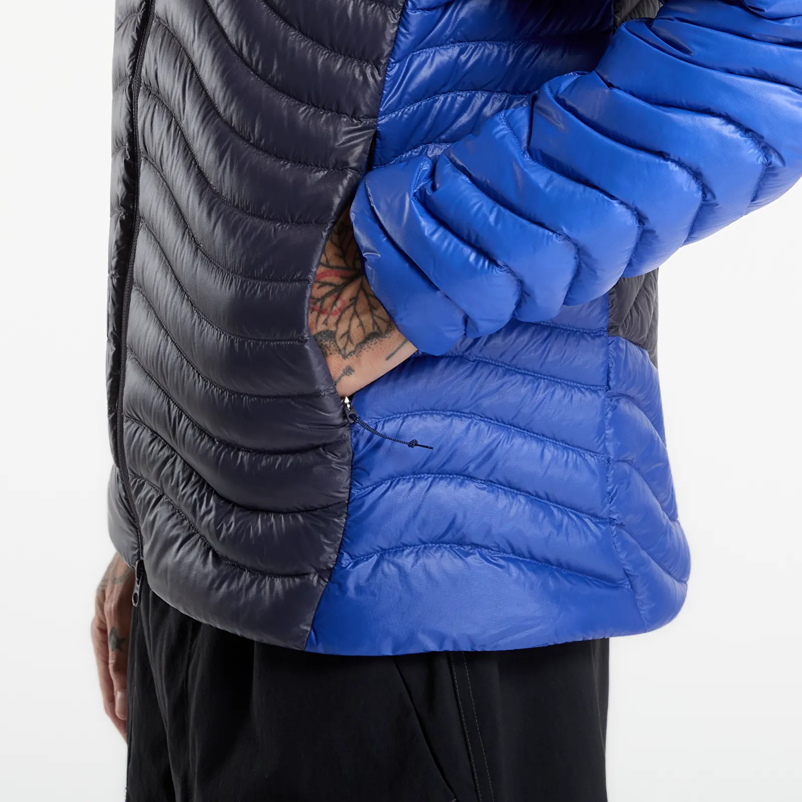 Dunjakker for menn Nike ACG Lava Flow Therma-FIT ADV Ultralight Down Jacket Old Royal/ Gridiron/ Summit White