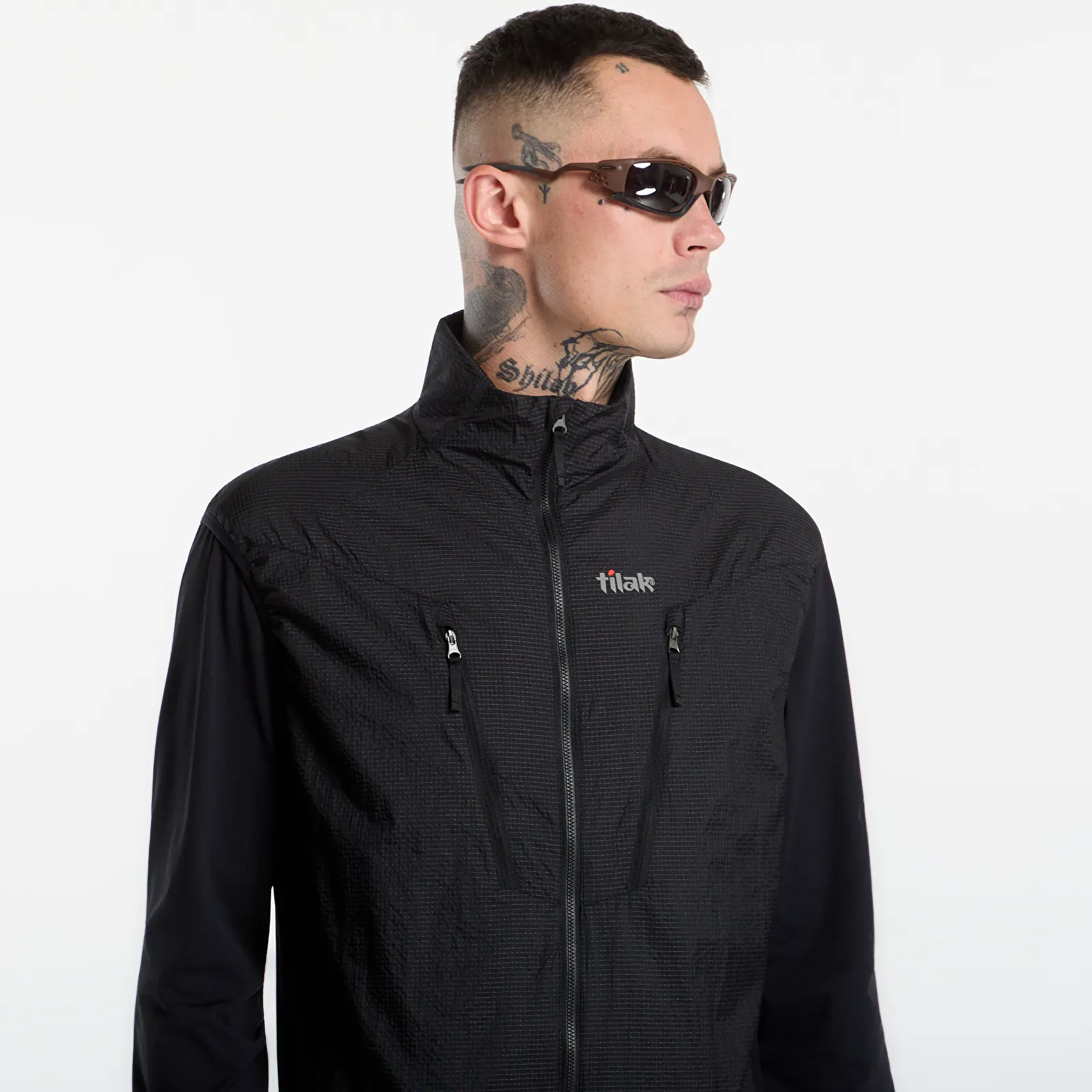 Pánske vesty Tilak Spike Vest Black