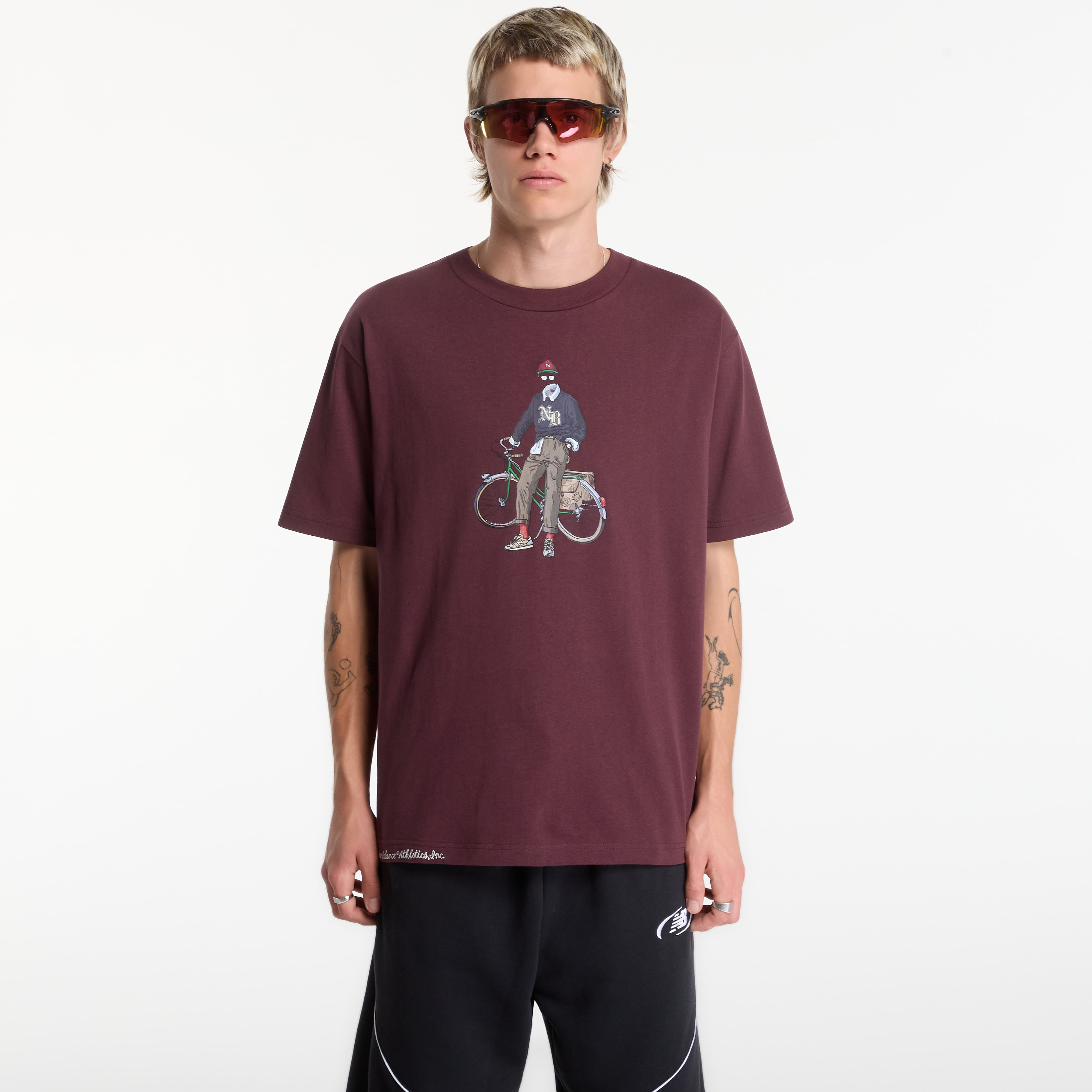 Тениска New Balance Varsity Bike T-Shirt Cherry Leather XL