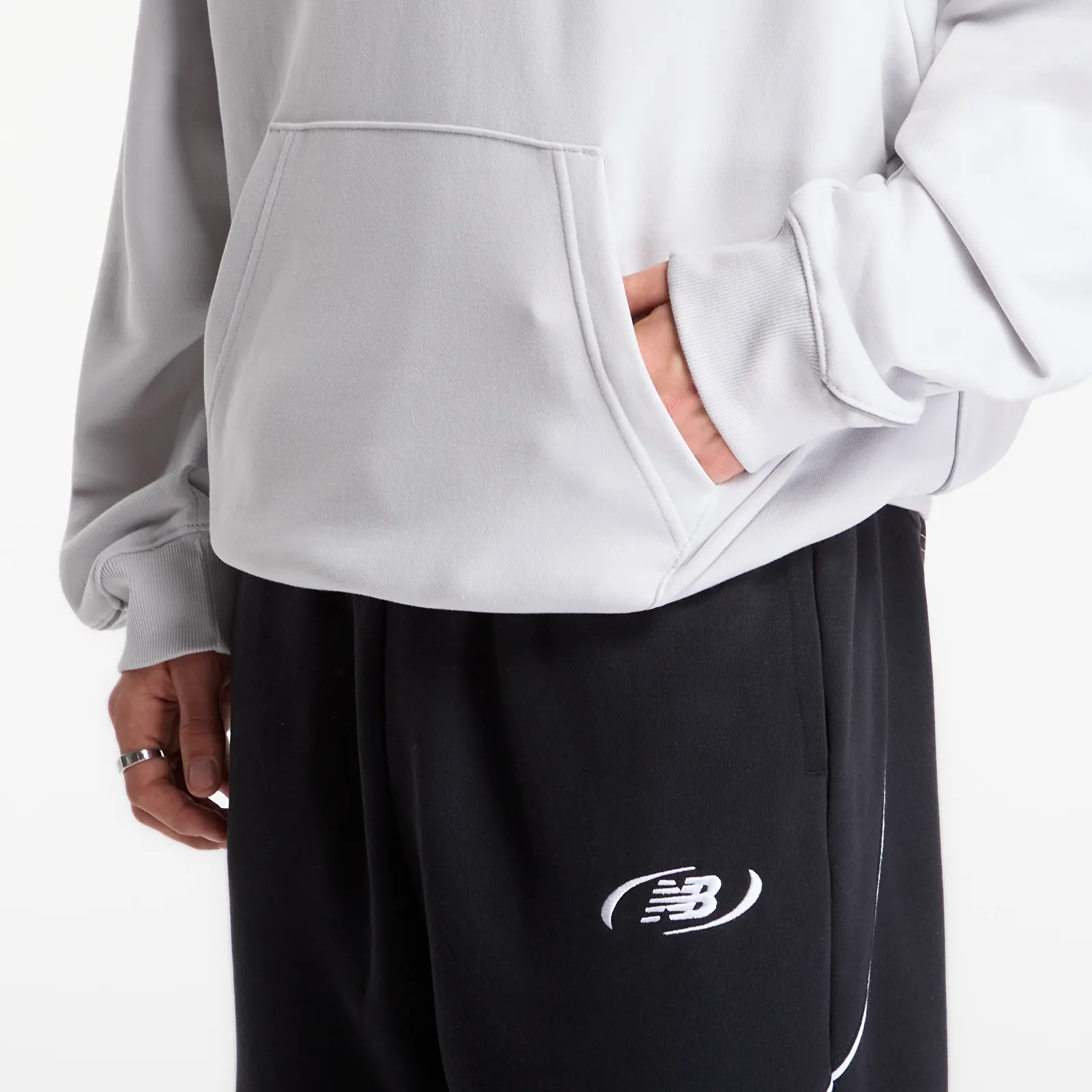Gensere for menn New Balance Trackside French Terry Hoodie Grey Matter