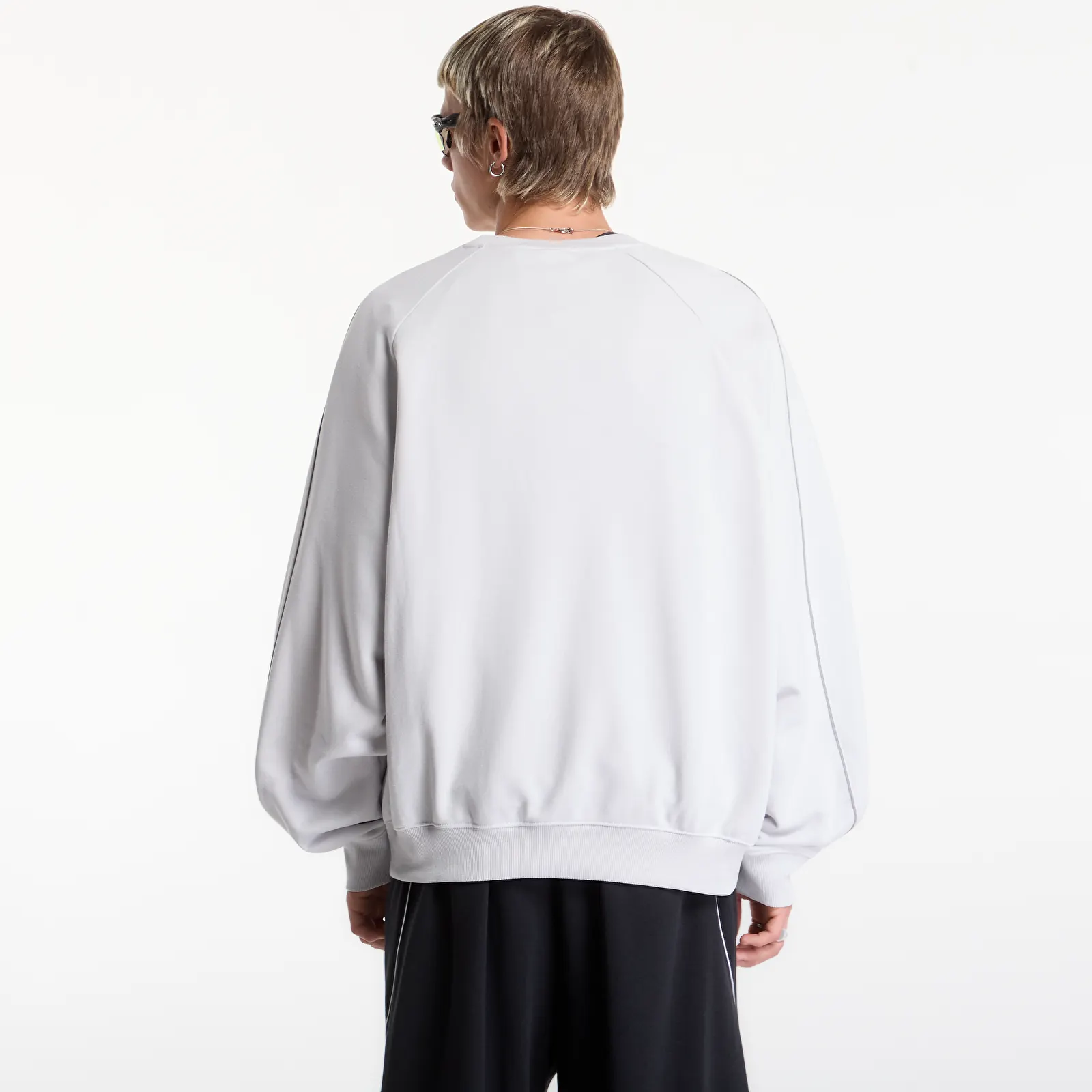 Miesten collegepaidat New Balance Trackside French Terry Crew Grey Matter