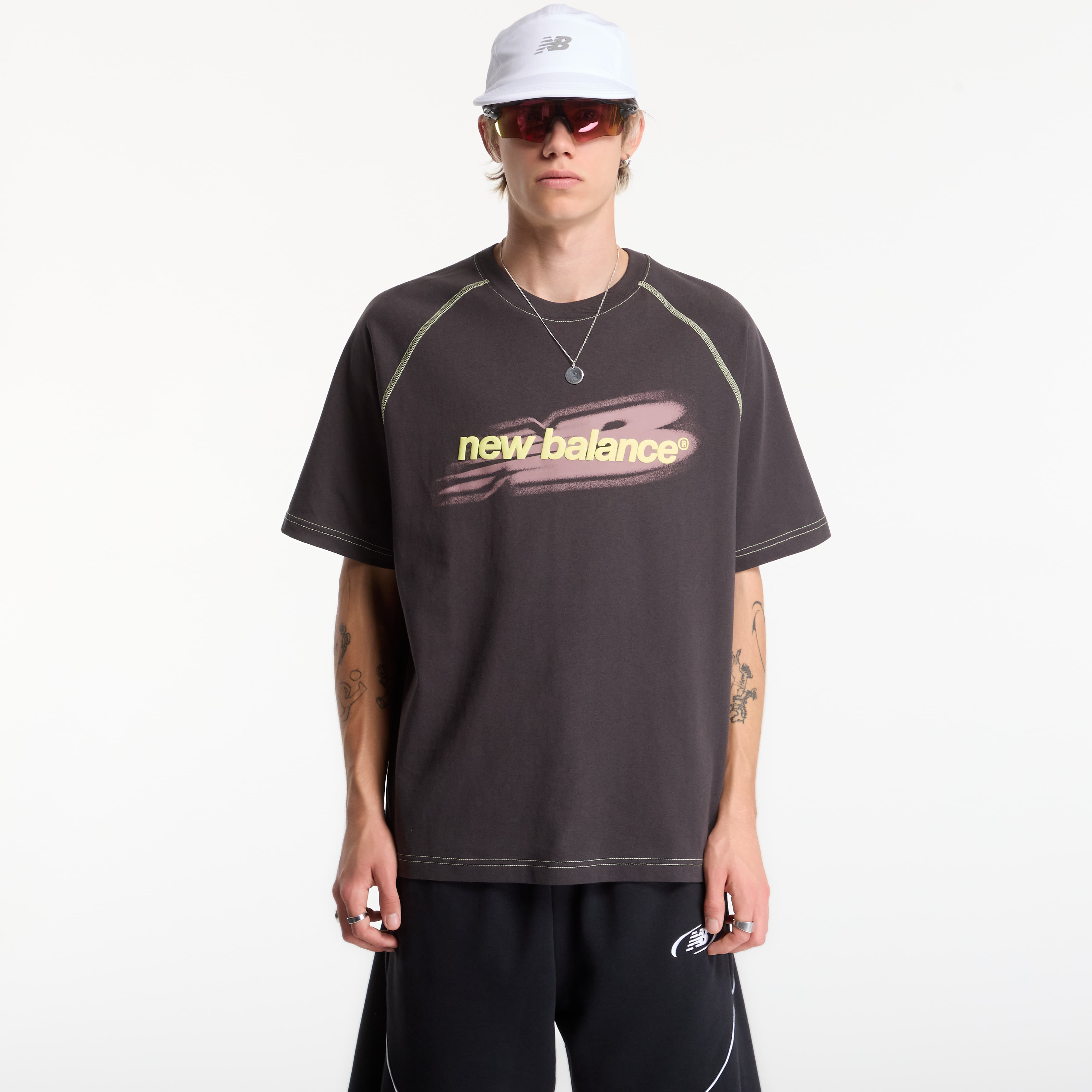 Тениска New Balance Street Classics Distort T-Shirt Black Cement XXL