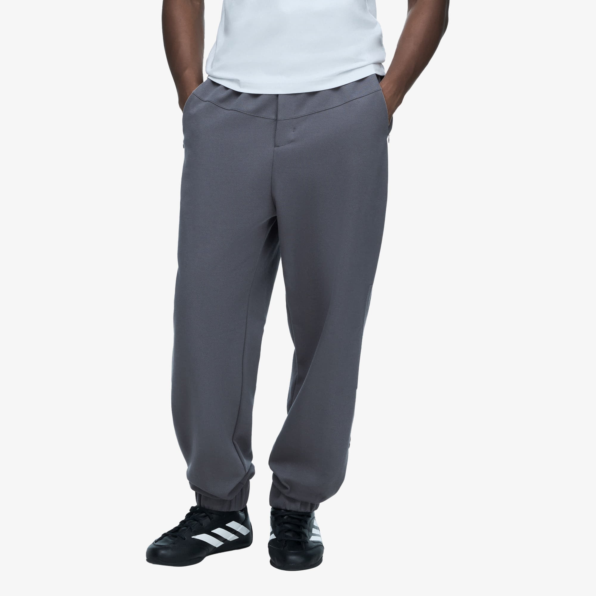 Панталони adidas x entire studios Z.N.E. Sweatpant Granite S