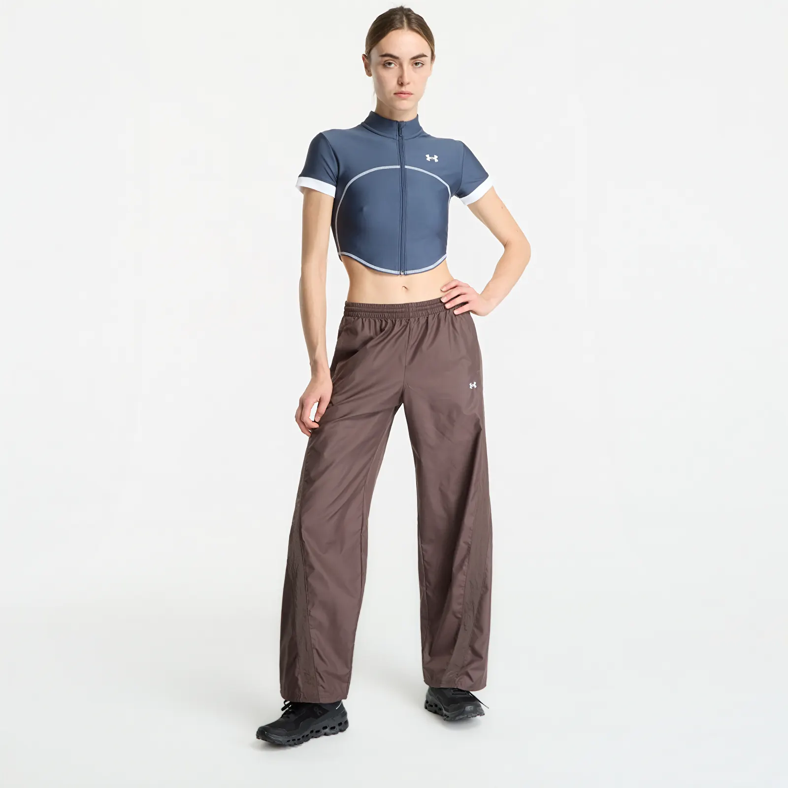 Naisten housut Under Armour Icon Woven Pant Peppercorn