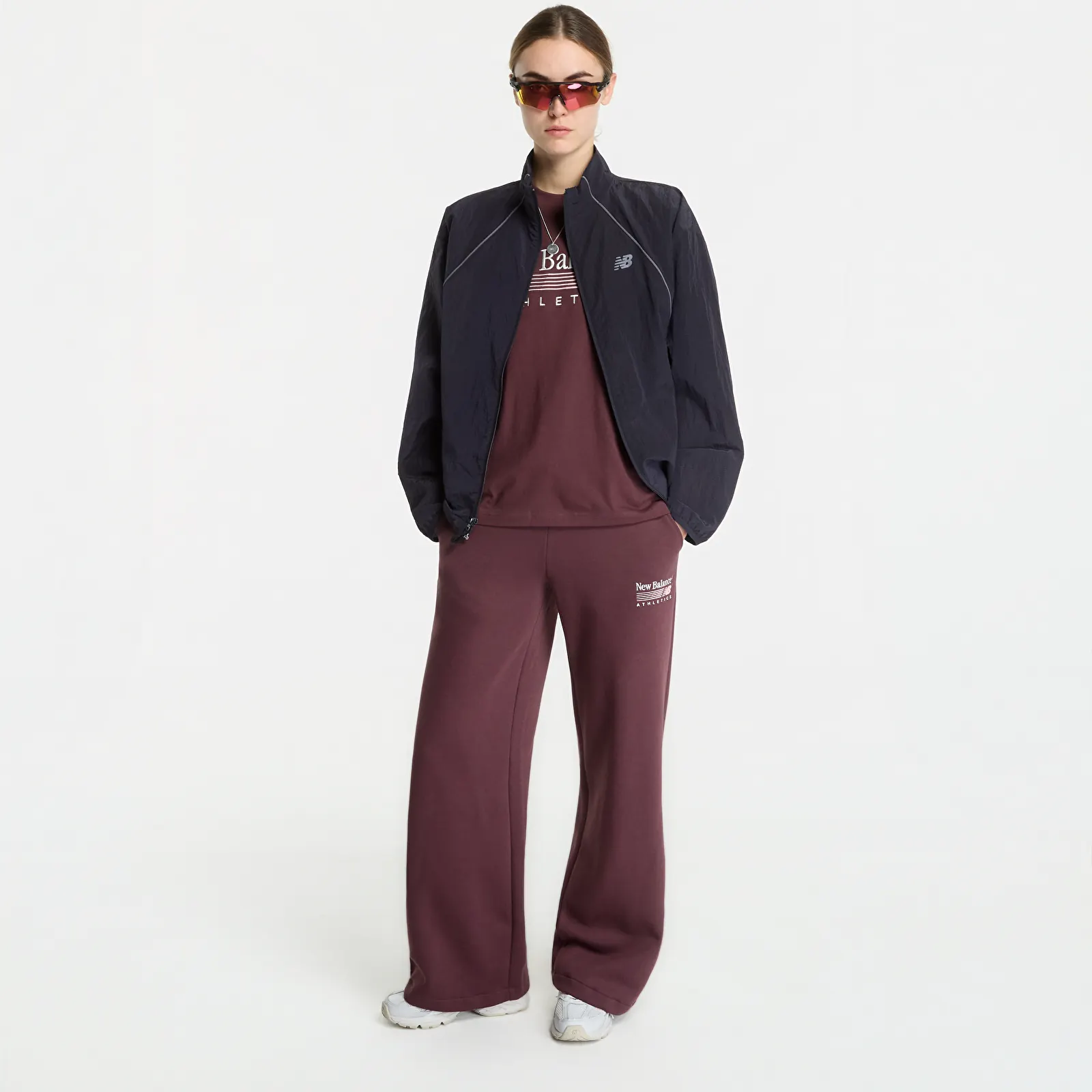 Dámske bundy New Balance Sport Legacy Jacket Dark Night
