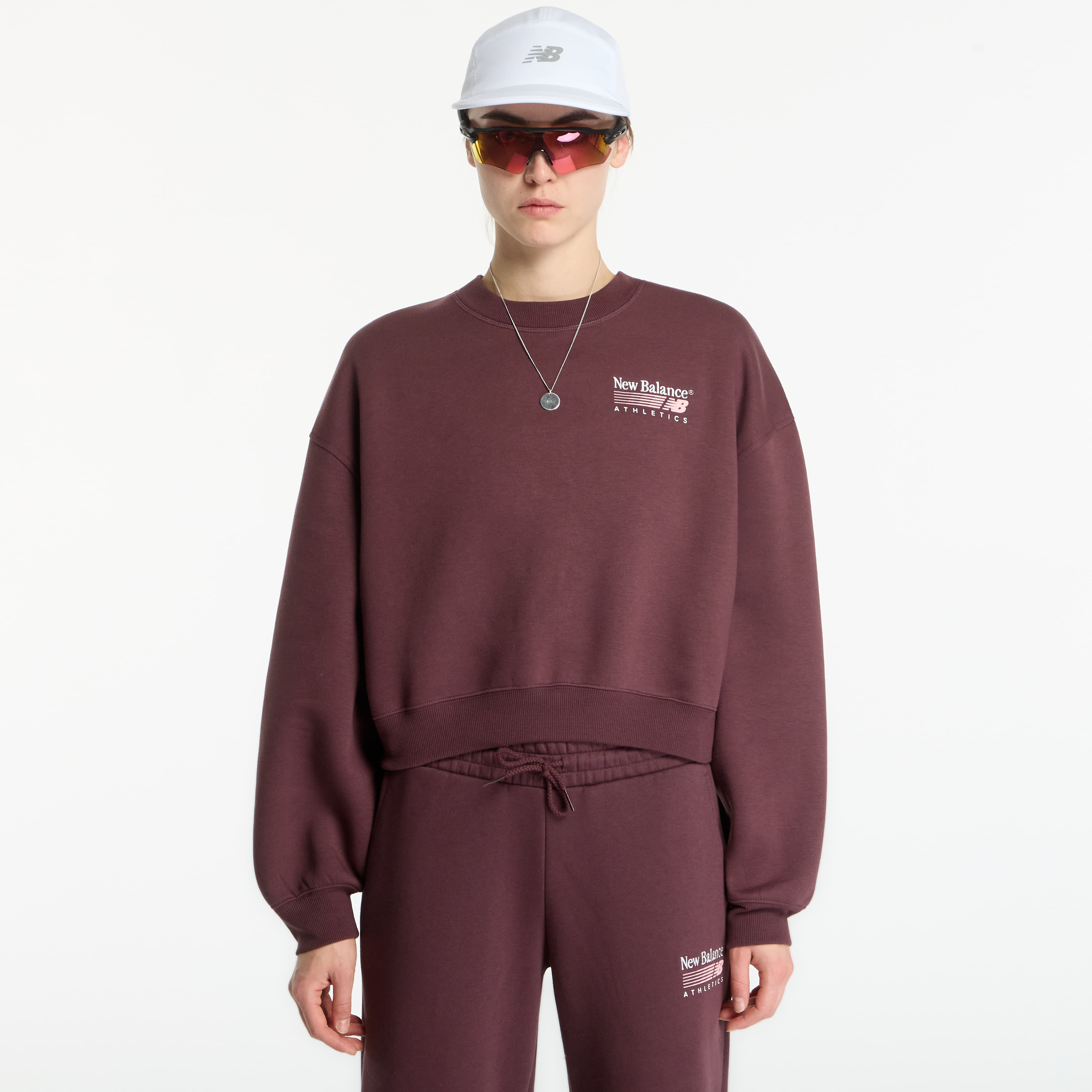 Суитшърт New Balance Trackside Fleece Crew Cherry Leather XS