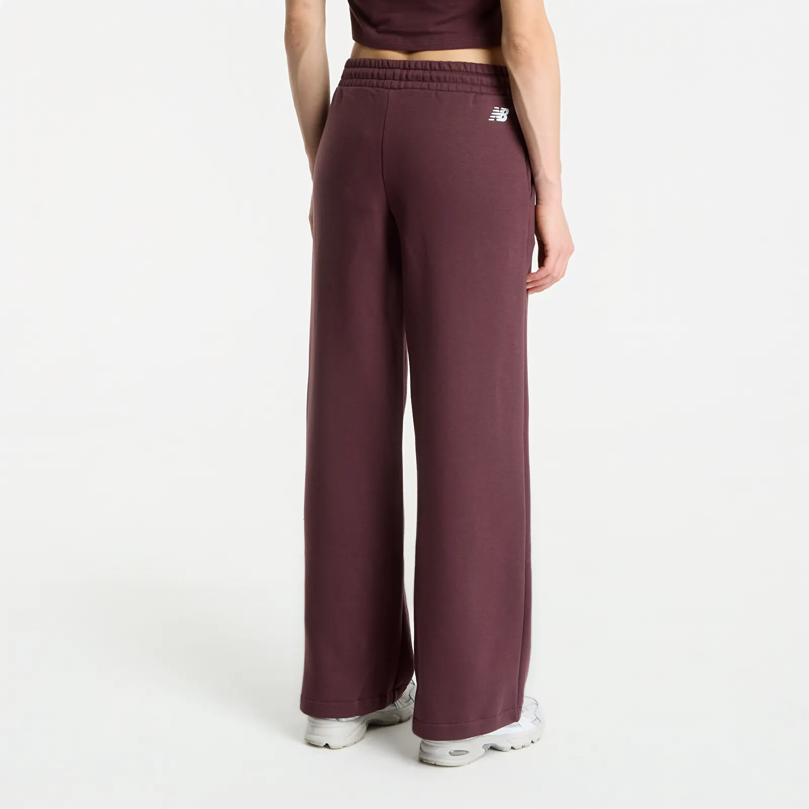 Женские спортивные брюки New Balance Trackside Fleece Pant Cherry Leather