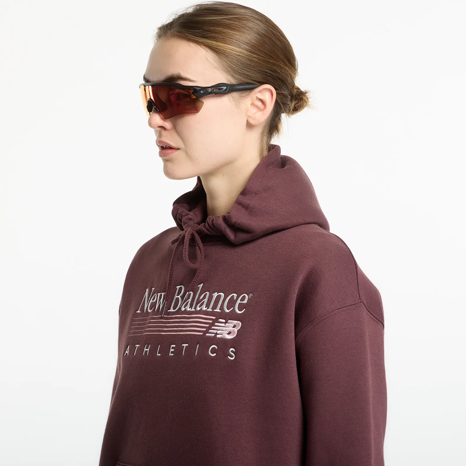Sweats à capuche femme New Balance Trackside Fleece Hoodie Cherry Leather