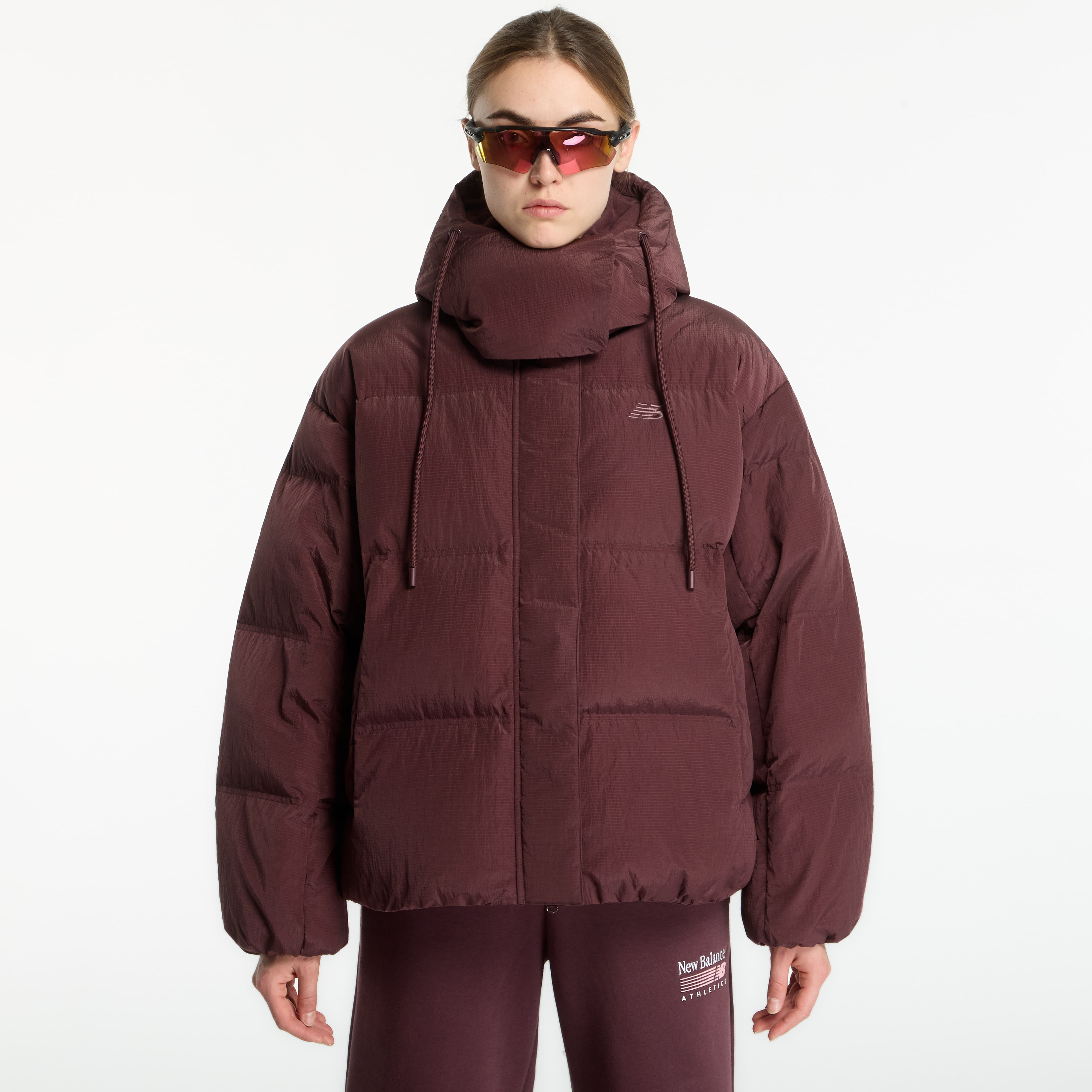 Пухено яке New Balance Premium Puffer Jacket Cherry Leather L