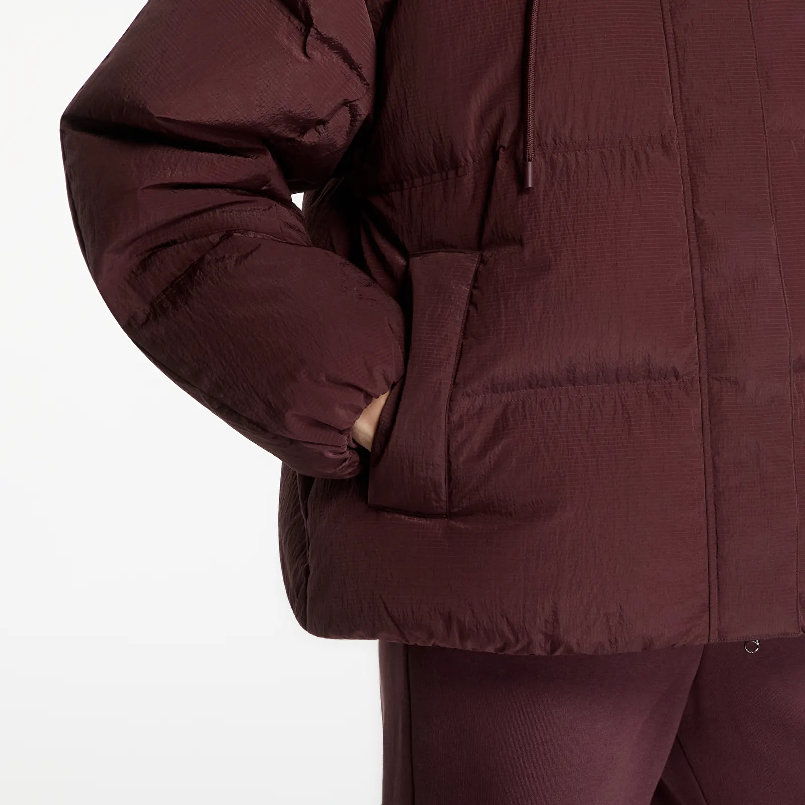 Naiste aluspintsakud New Balance Premium Puffer Jacket Cherry Leather