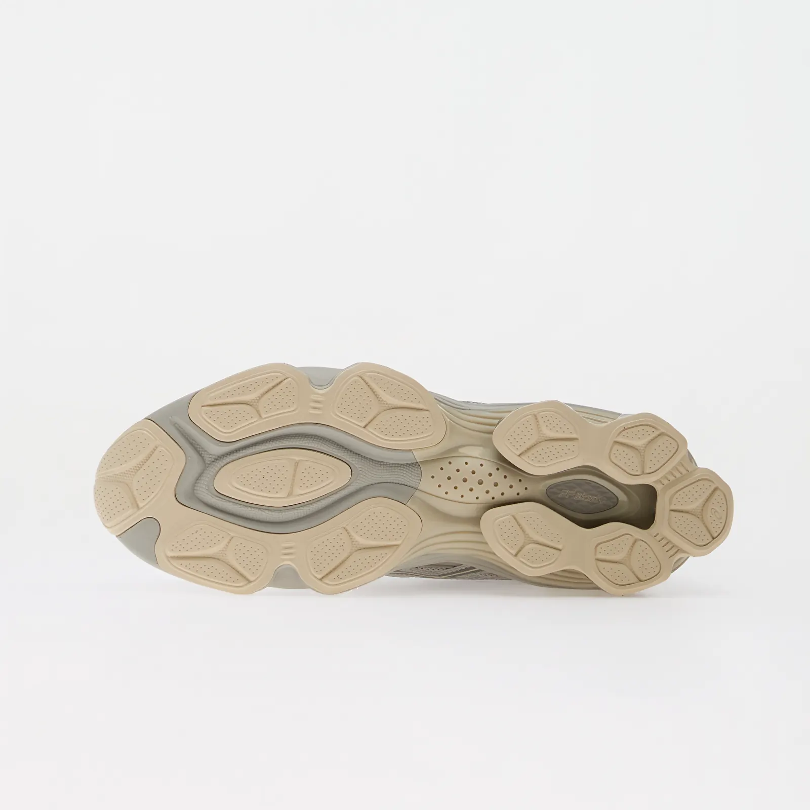 Meeste tossud ja kingad Asics Gel-Kinetic Fluent Concrete/ Clay Grey