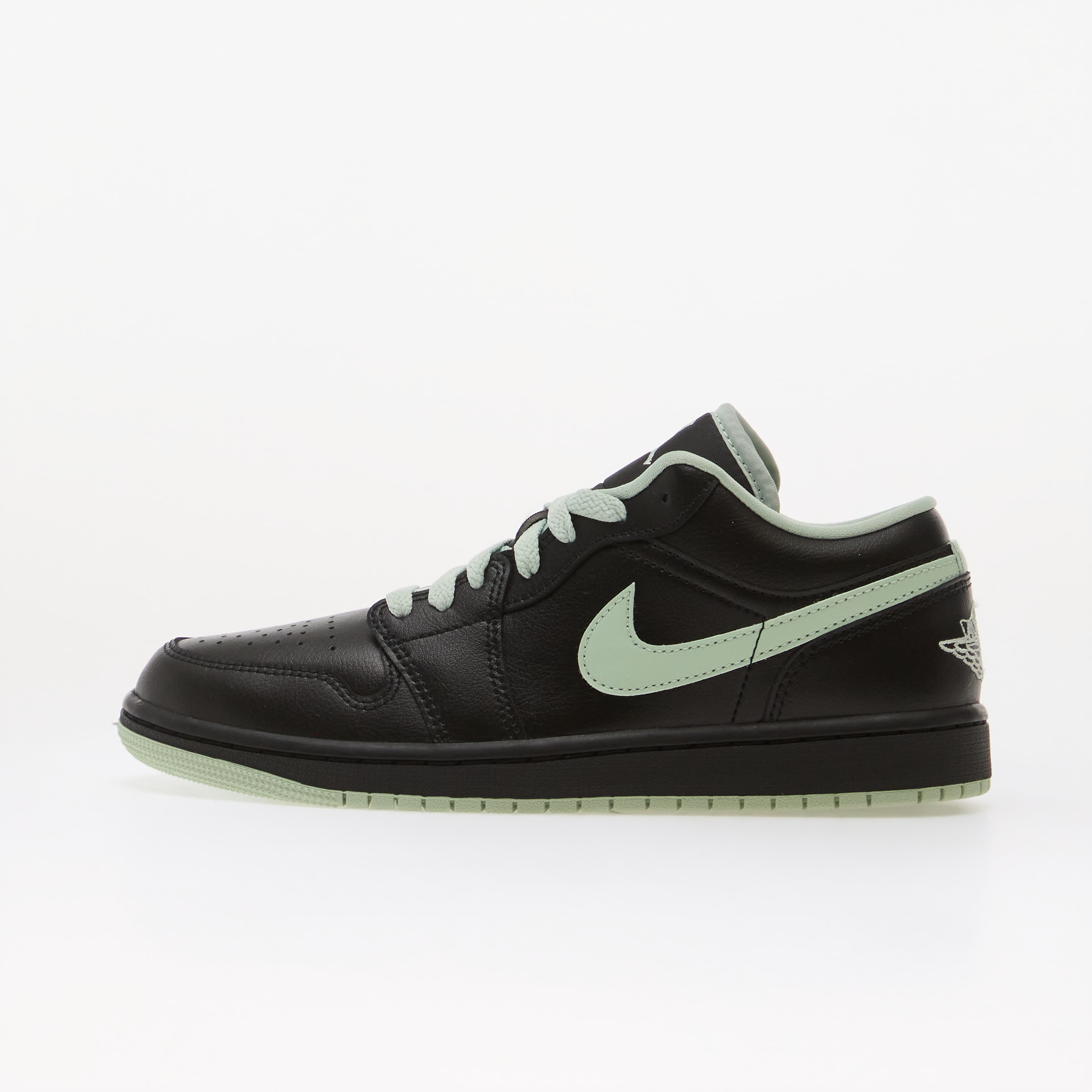 Сникърси Air Jordan 1 Low Black/ Pistachio Frost EUR 38.5