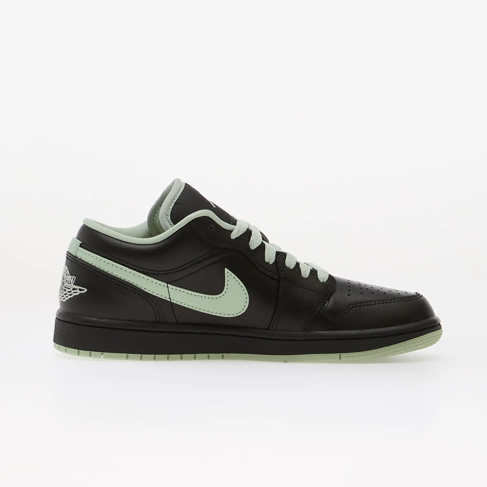 Tenisky Air Jordan 1 Low Black/ Pistachio Frost