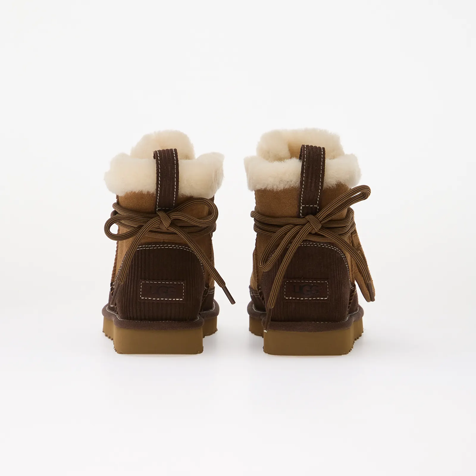 Naisten lenkkarit ja kengät UGG W Classic Heritage Lace-Up Chestnut