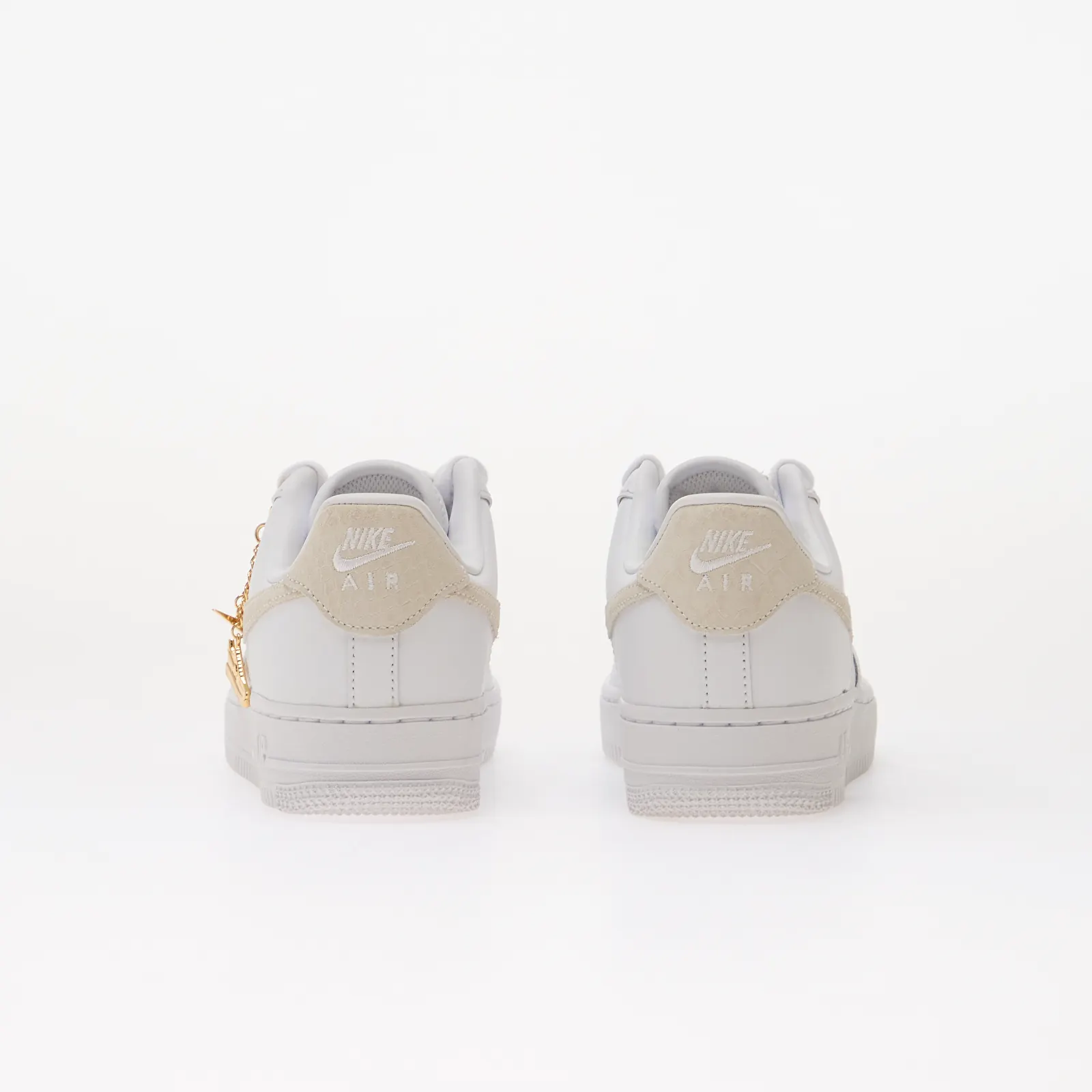 Sneakers donna Nike Air Force 1 '07 White/ White-Metallic Gold