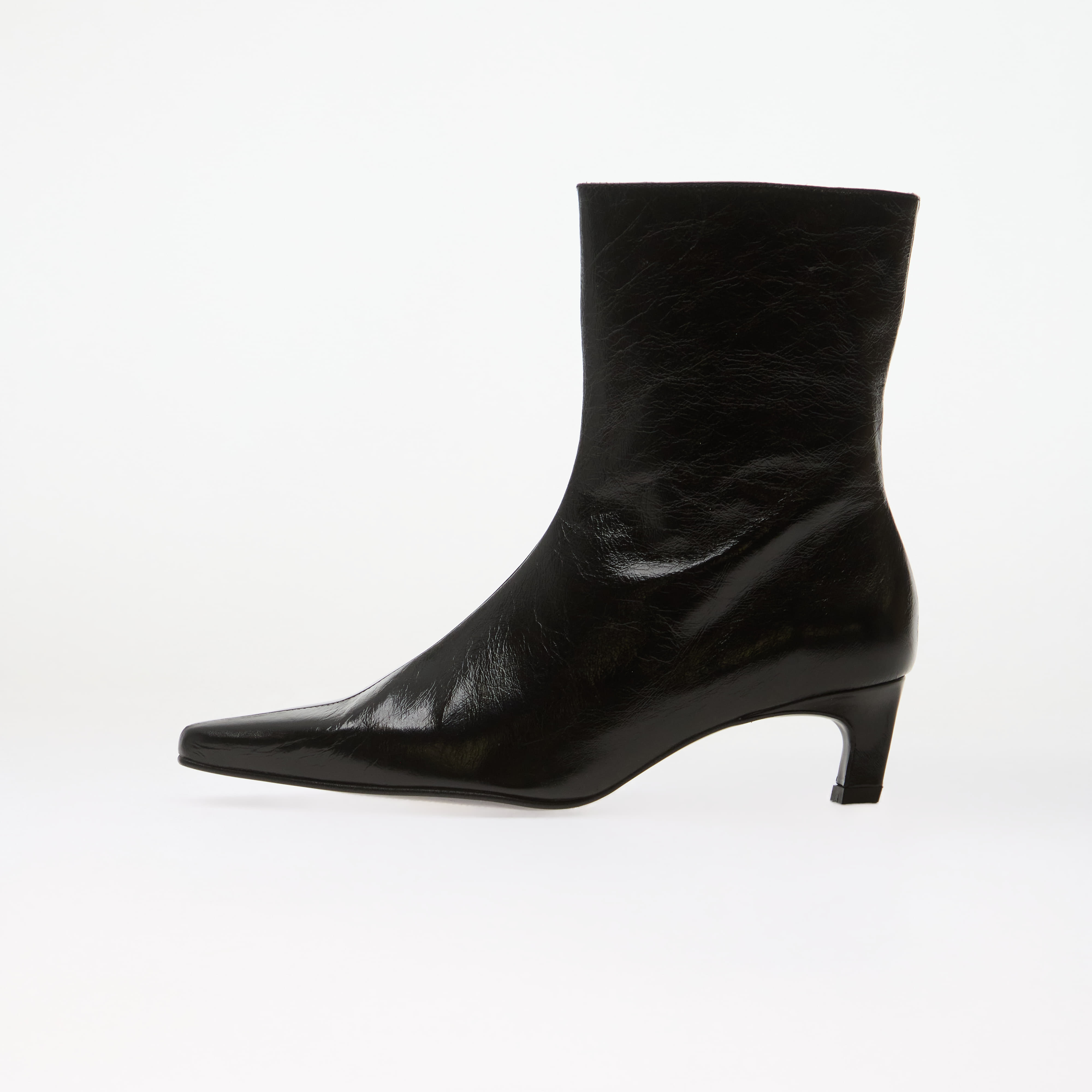 Alohas Ambar Rift Black Leather Ankle Boots Black 37