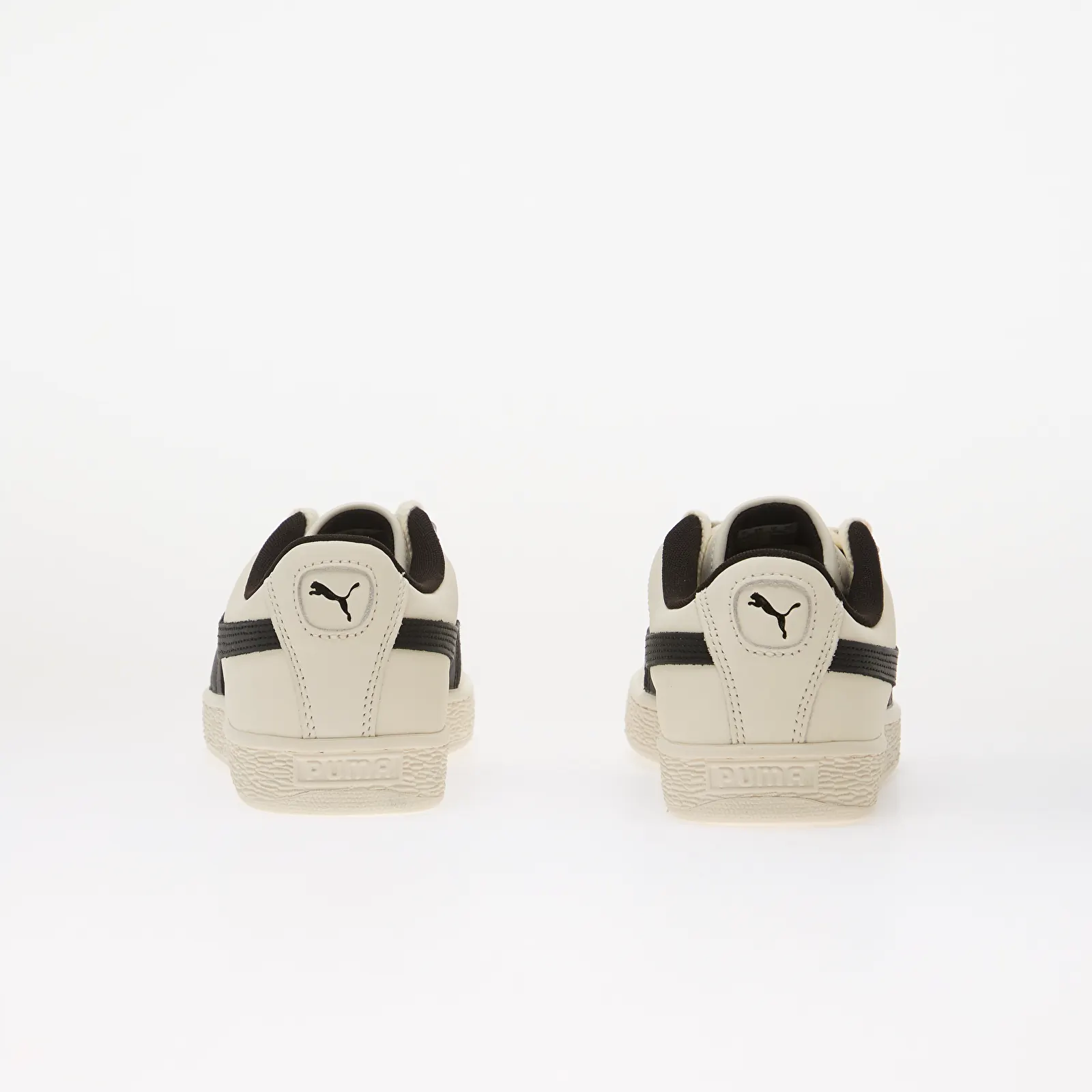 Vyriški sportbačiai Puma Suede Warm White/ Puma Black