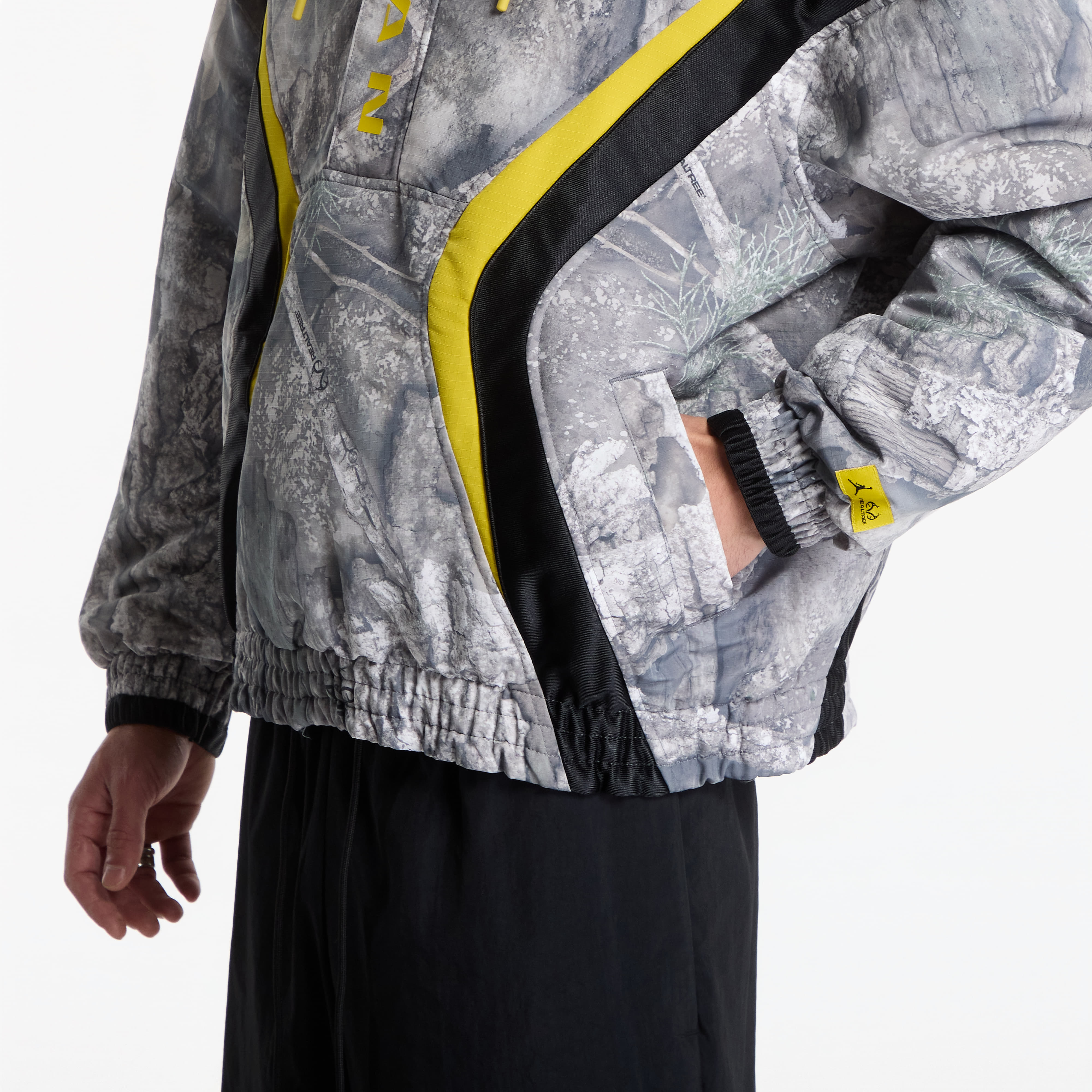 Μπουφάν Jordan Brooklyn Realtree Jacket White/ Black/ Bright Citron M