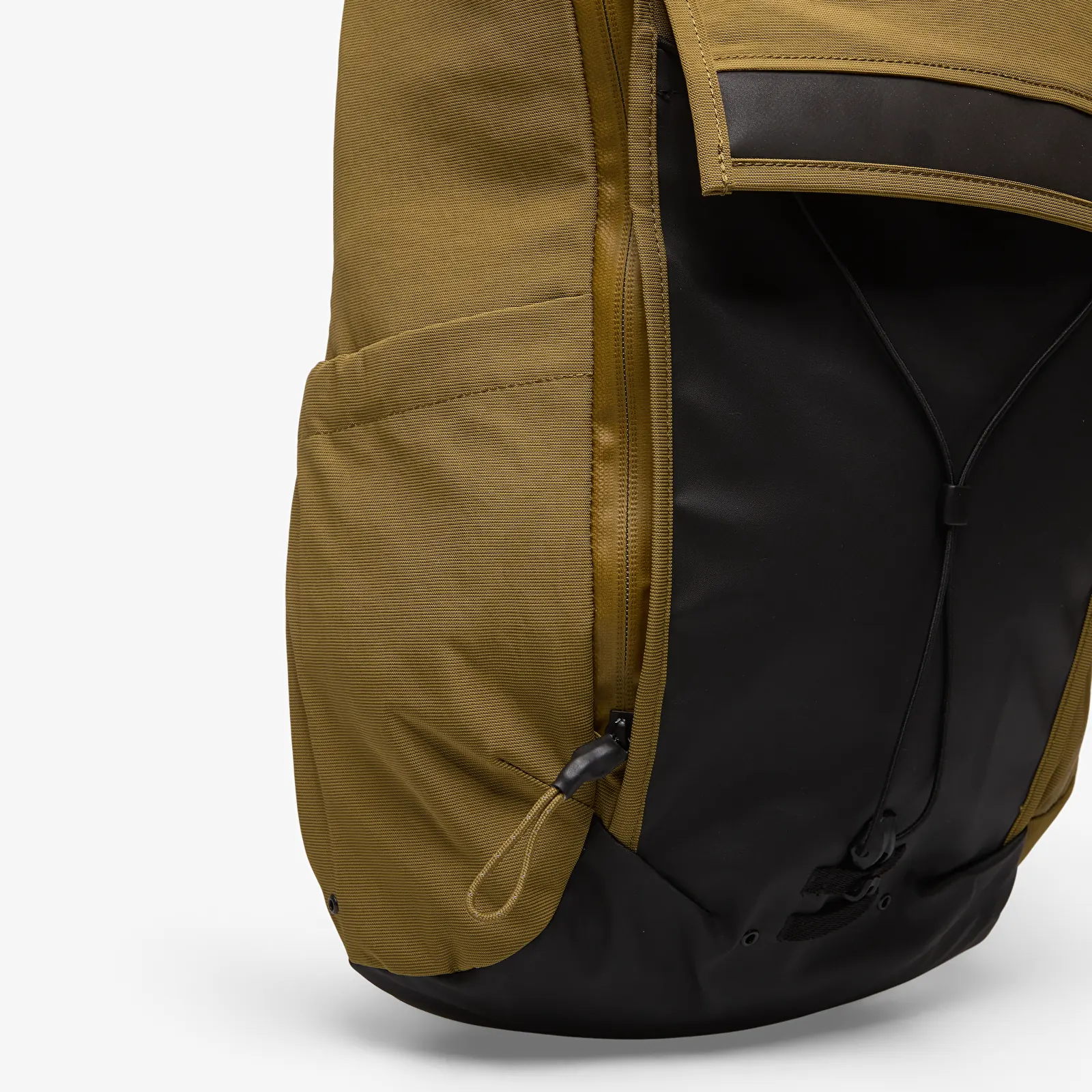 Чоловічі рюкзаки Thule Paramount Commuter Backpack 20L Nutria