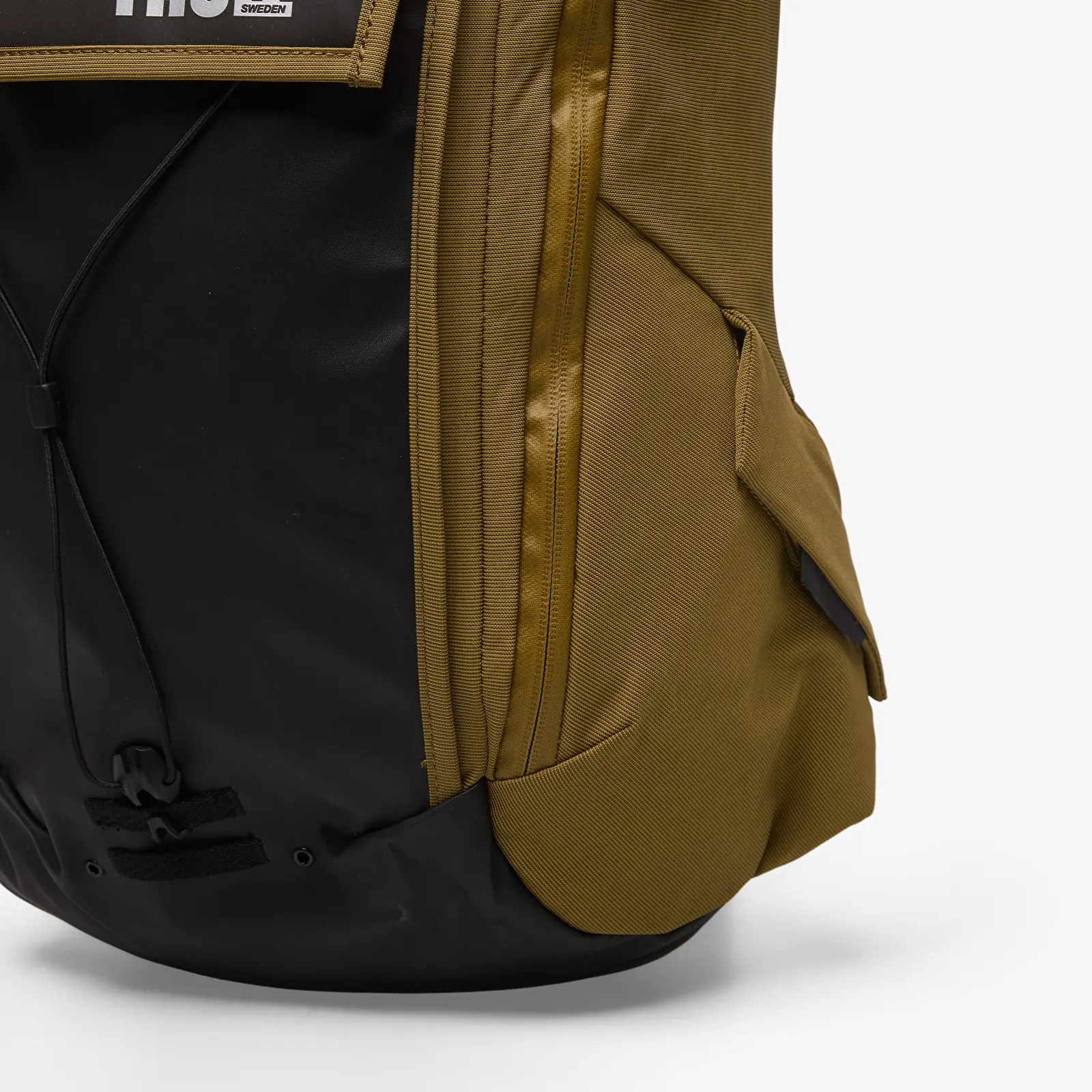 Чоловічі рюкзаки Thule Paramount Commuter Backpack 20L Nutria