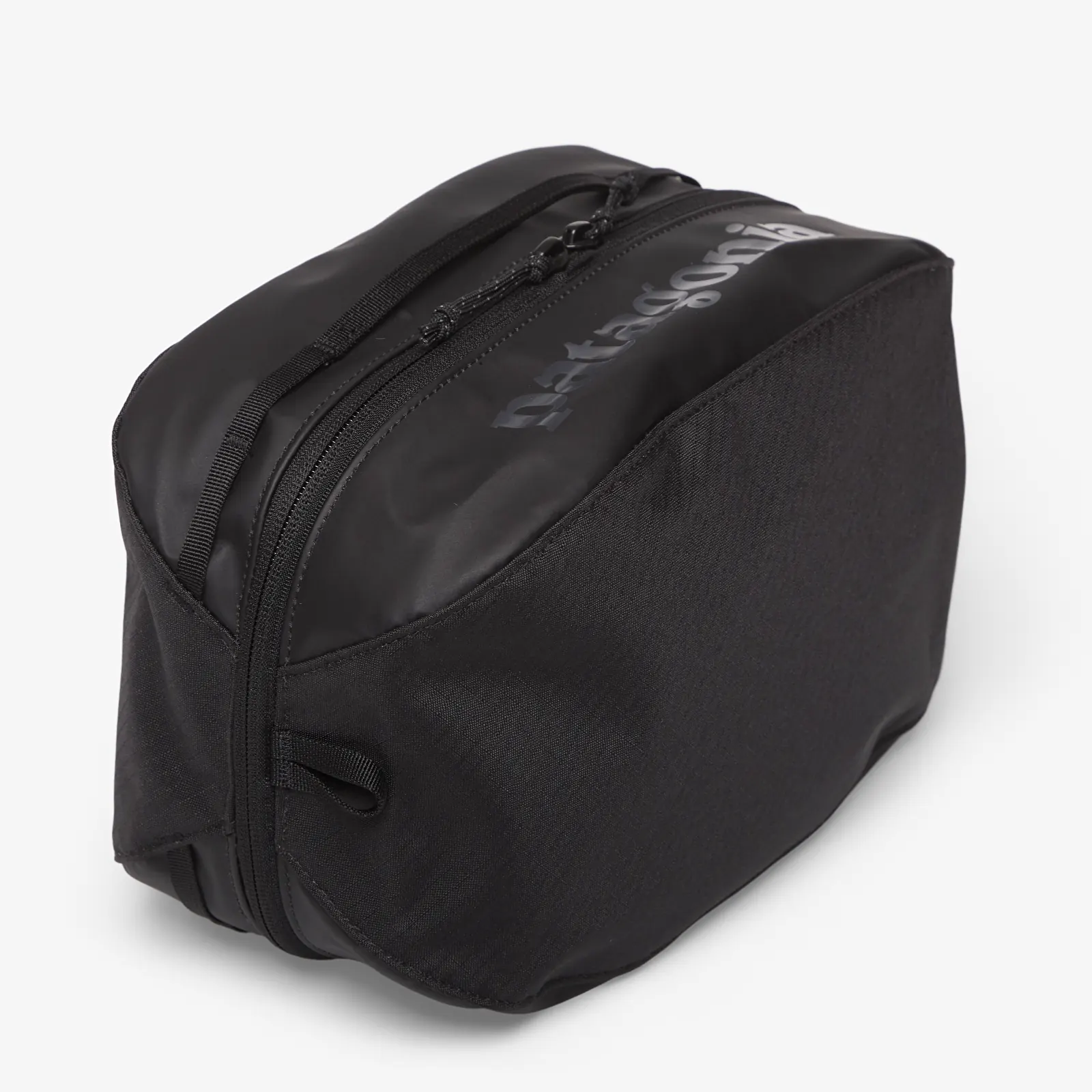 Pouzdra Patagonia Black Hole Cube 6L Black