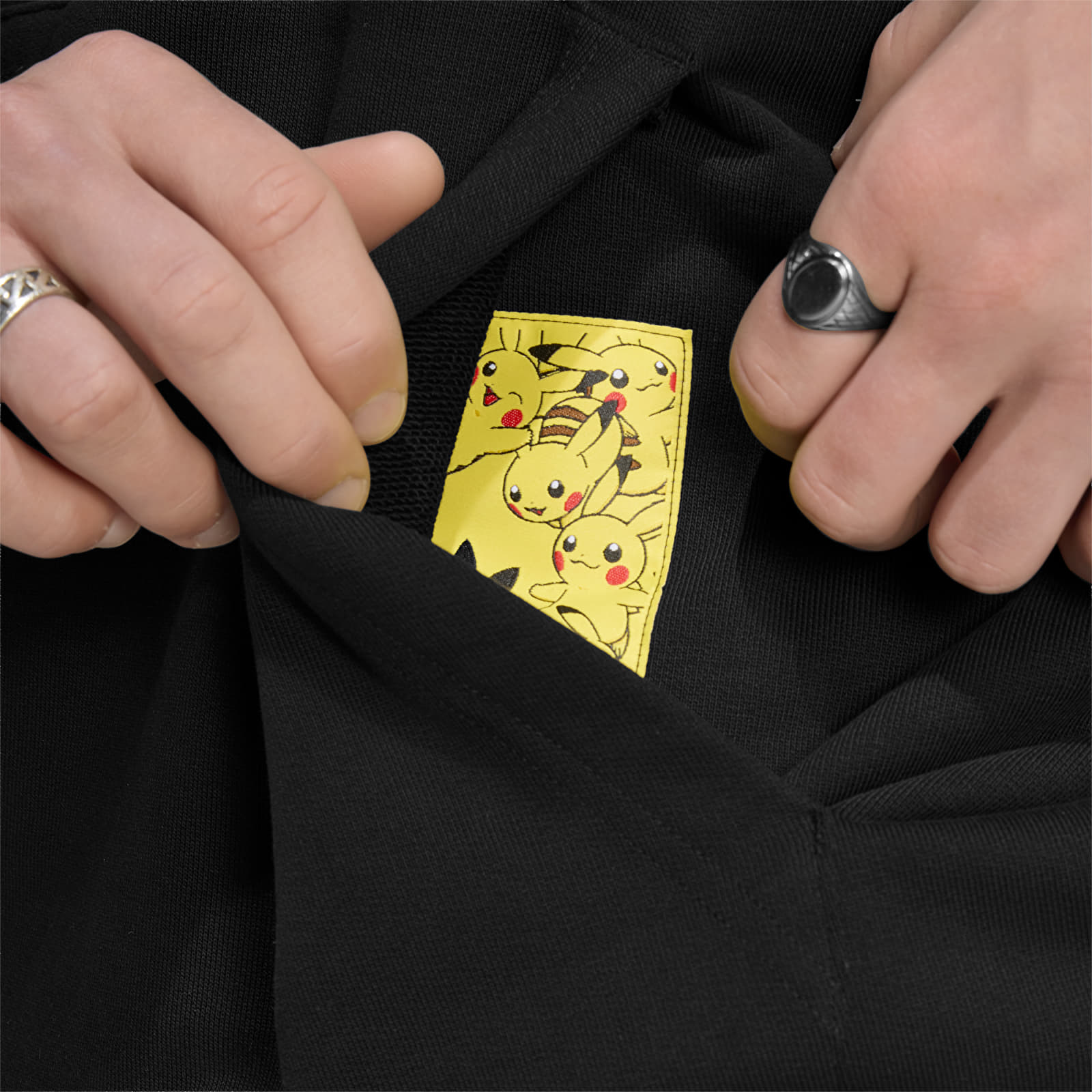 Ανδρικά μπλουζάκια adidas Pokemon Teamgeist Hoodie Black