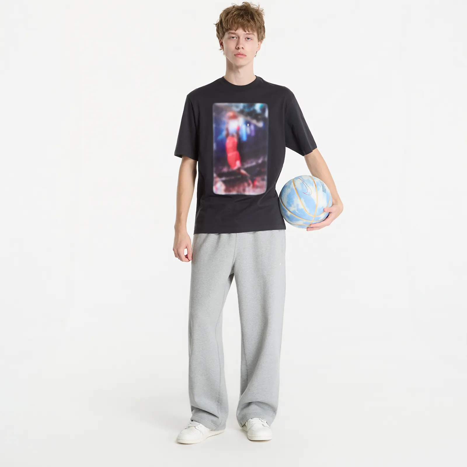 Pánske tričká Jordan Brooklyn T-Shirt Off Noir