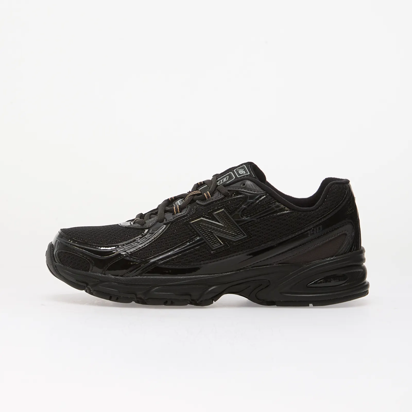 Чоловіче взуття New Balance 740 Black/ Black Cement