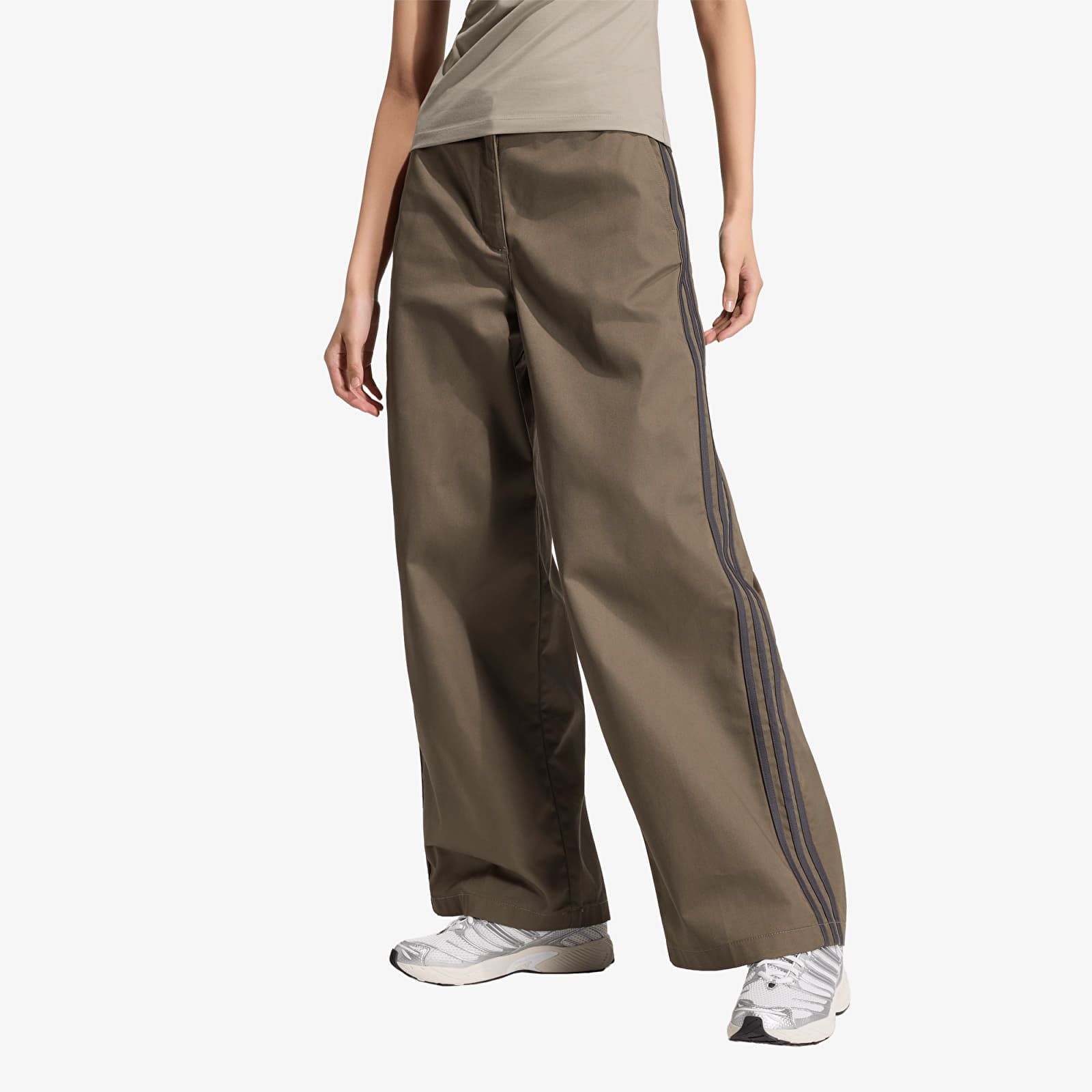 Ženske hlače adidas Tailored Pants Branch/ Utility Black