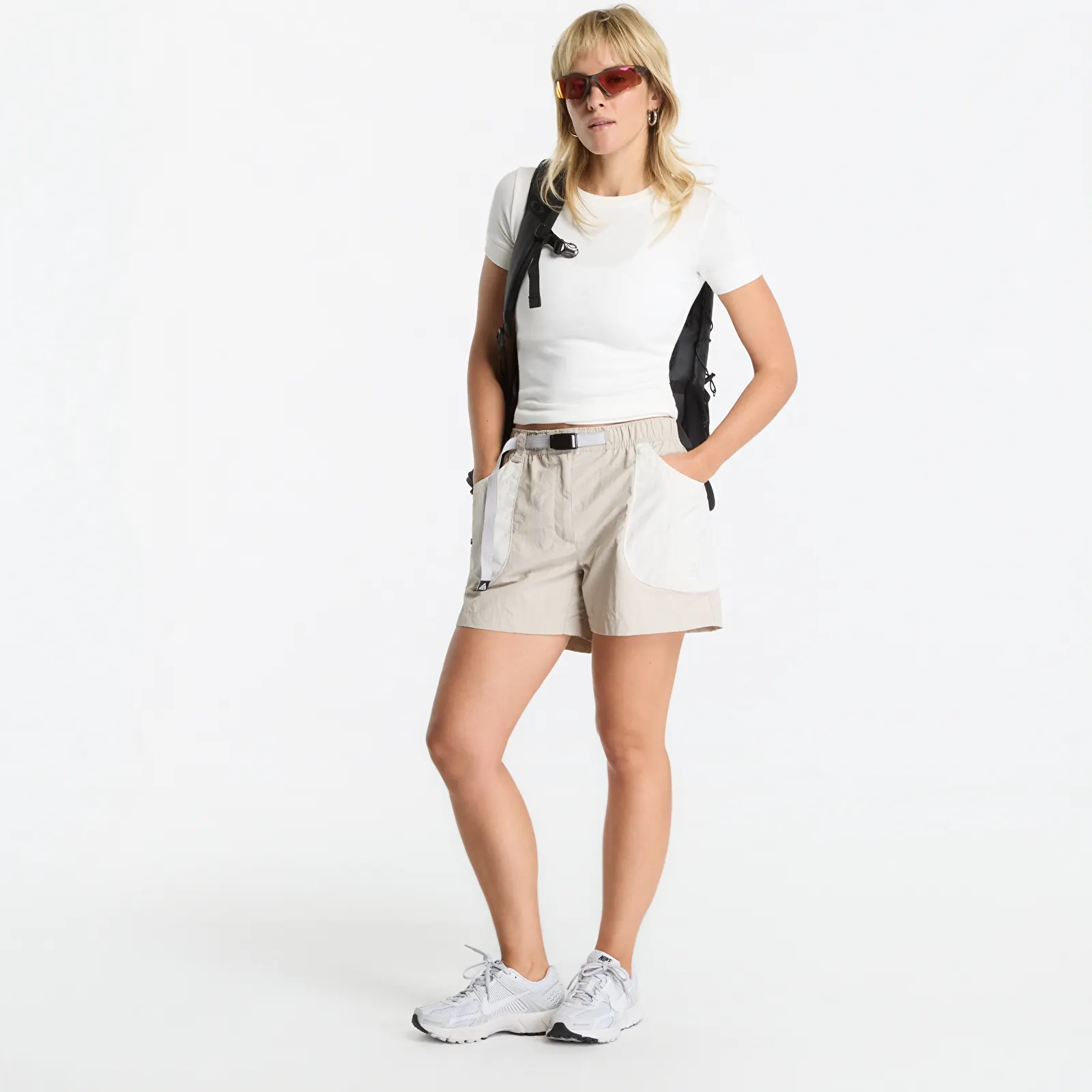 Naiste lühikesed püksid Nike ACG "Dolomiti" Women's Shorts Cream Ii/ Lt Orewood Brn/ Summit White