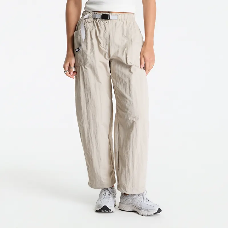 Nike ACG "Dolomiti" Women's Pants Cream Ii/ Summit White
