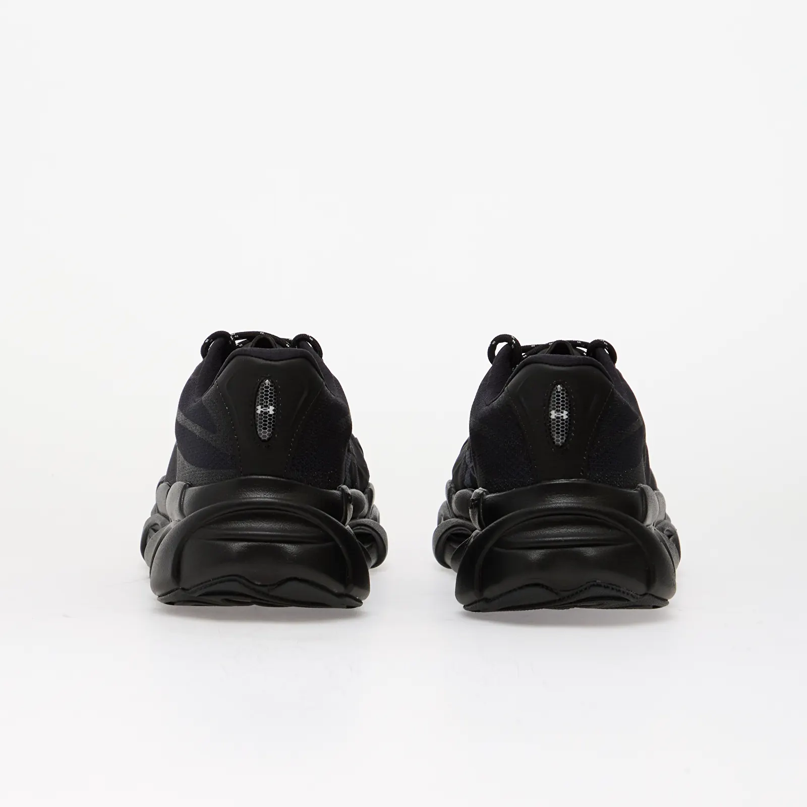 Férfi cipők Under Armour HB Runner SE 2 Black/ Anthracite/ Metallic Black