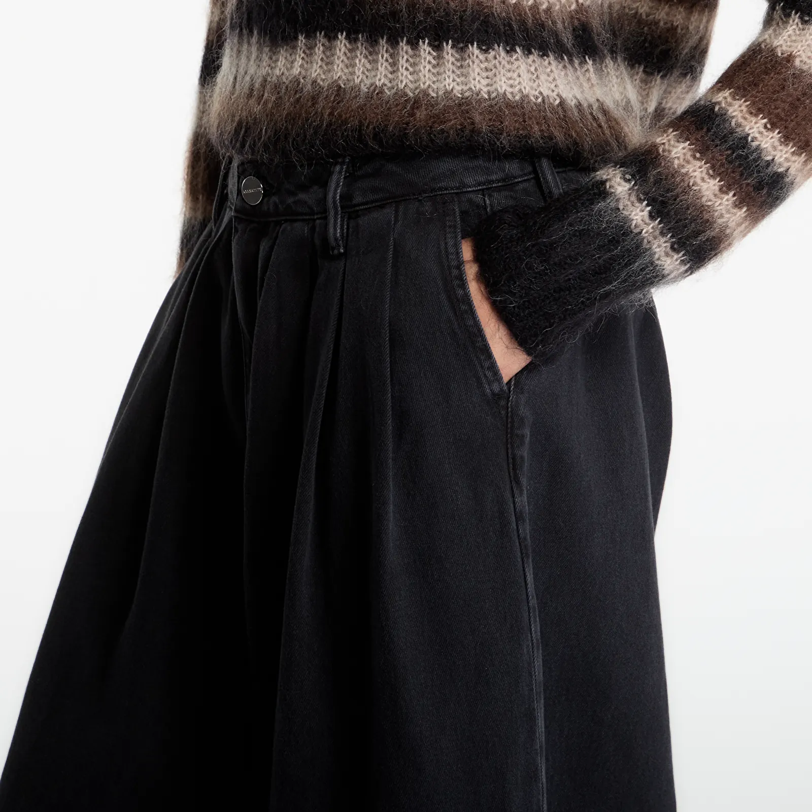 Džíny AllSaints Axis Pleat Jean Black