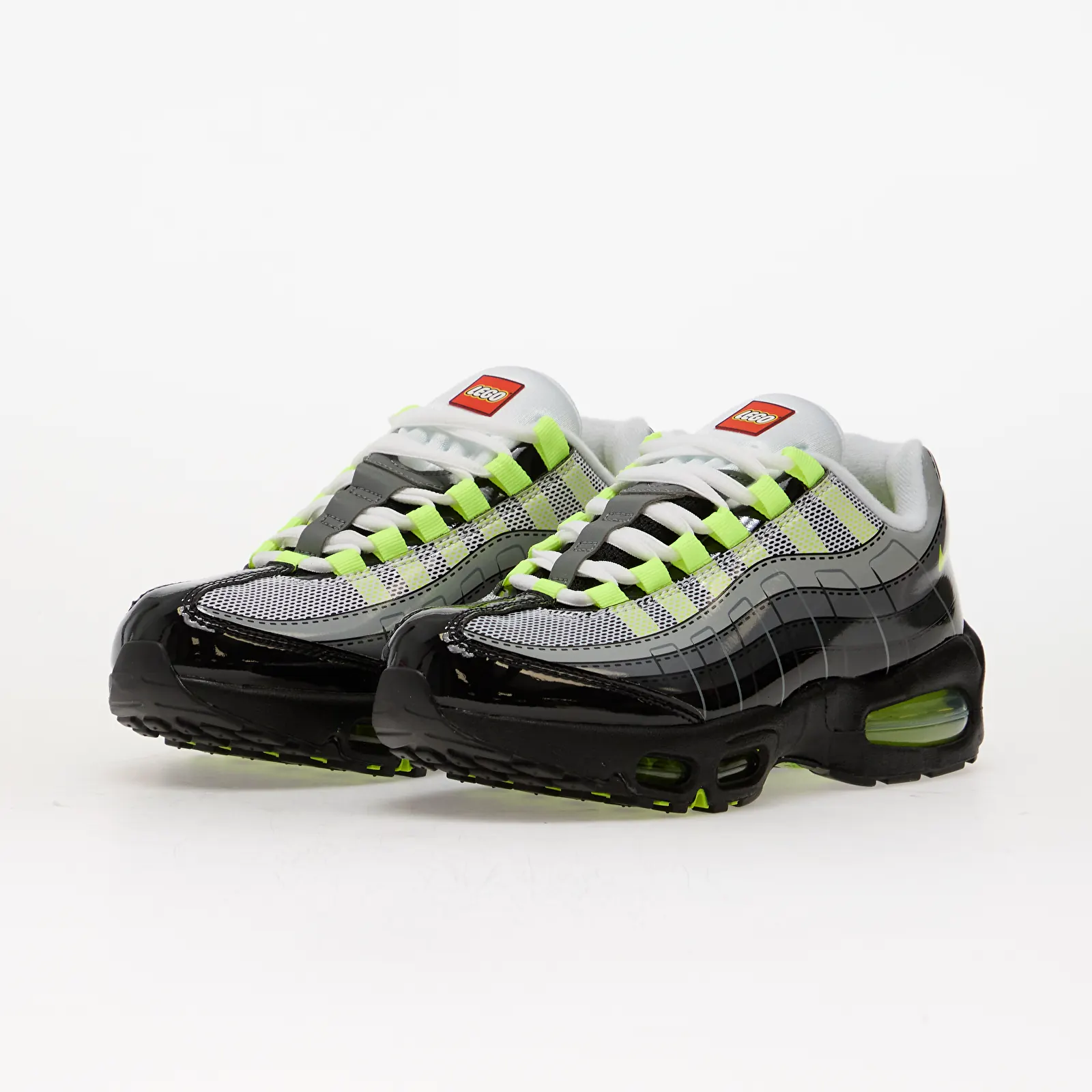 Laste tossud ja kingad Nike x LEGO Air Max 95 Kids Black/ Metallic Silver-Dk Smoke Grey