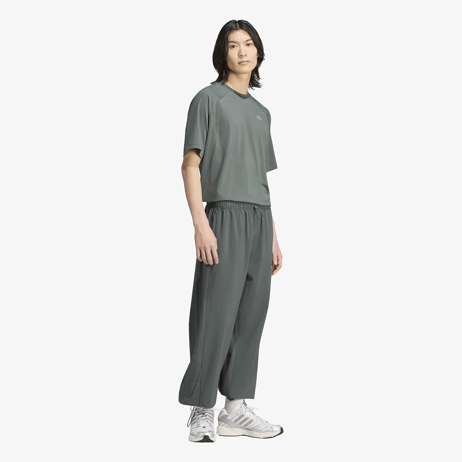 Herren-Sweatpants adidas Techy Teamgeist 26 Track Pants Legend Ivy