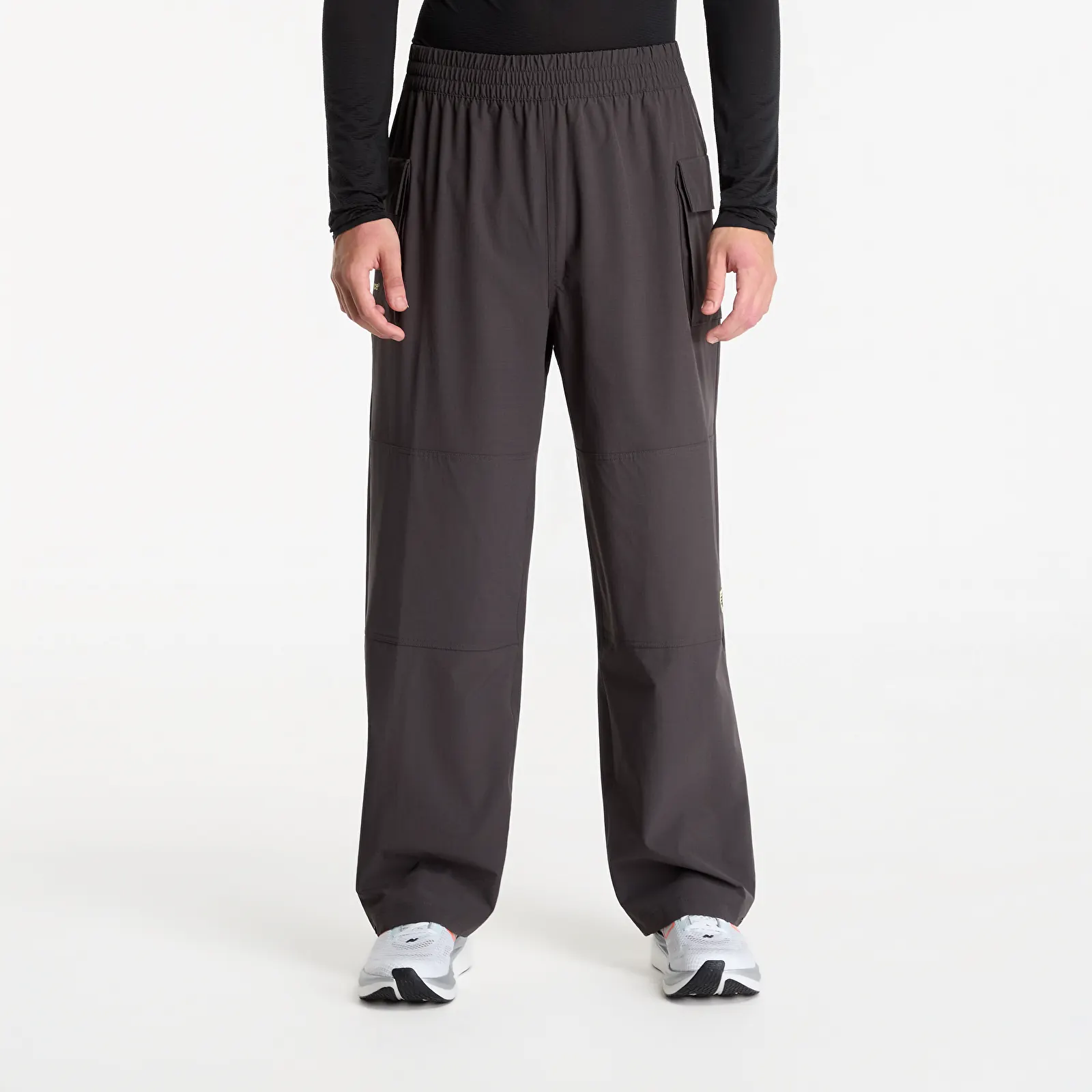 Pánske nohavice New Balance Street Classics Ripstop Pant Black Cement