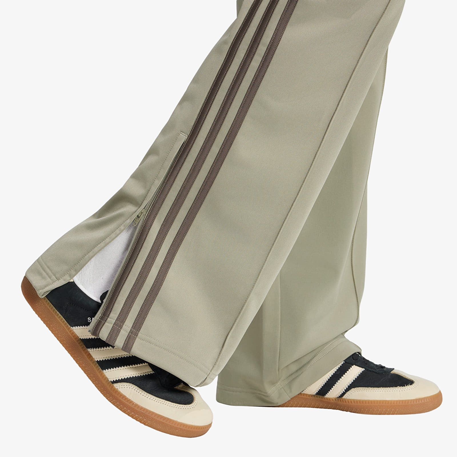 Ženske trenirke adidas Firebird Loose Tracksuit Pants Silver Pebble/ Branch