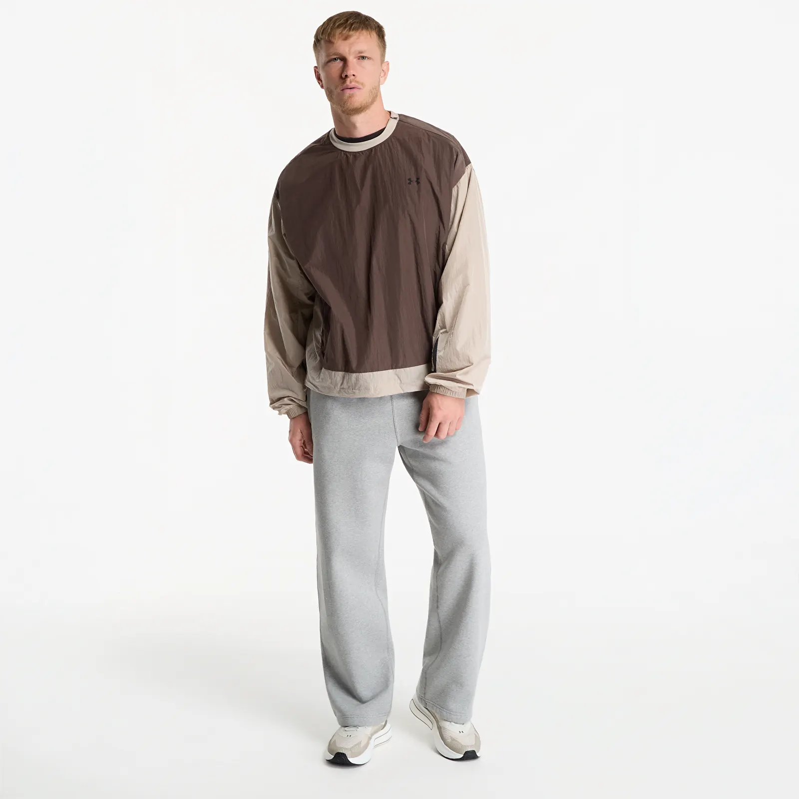 Sweatshirts Under Armour Unstoppable CW Crew Peppercorn