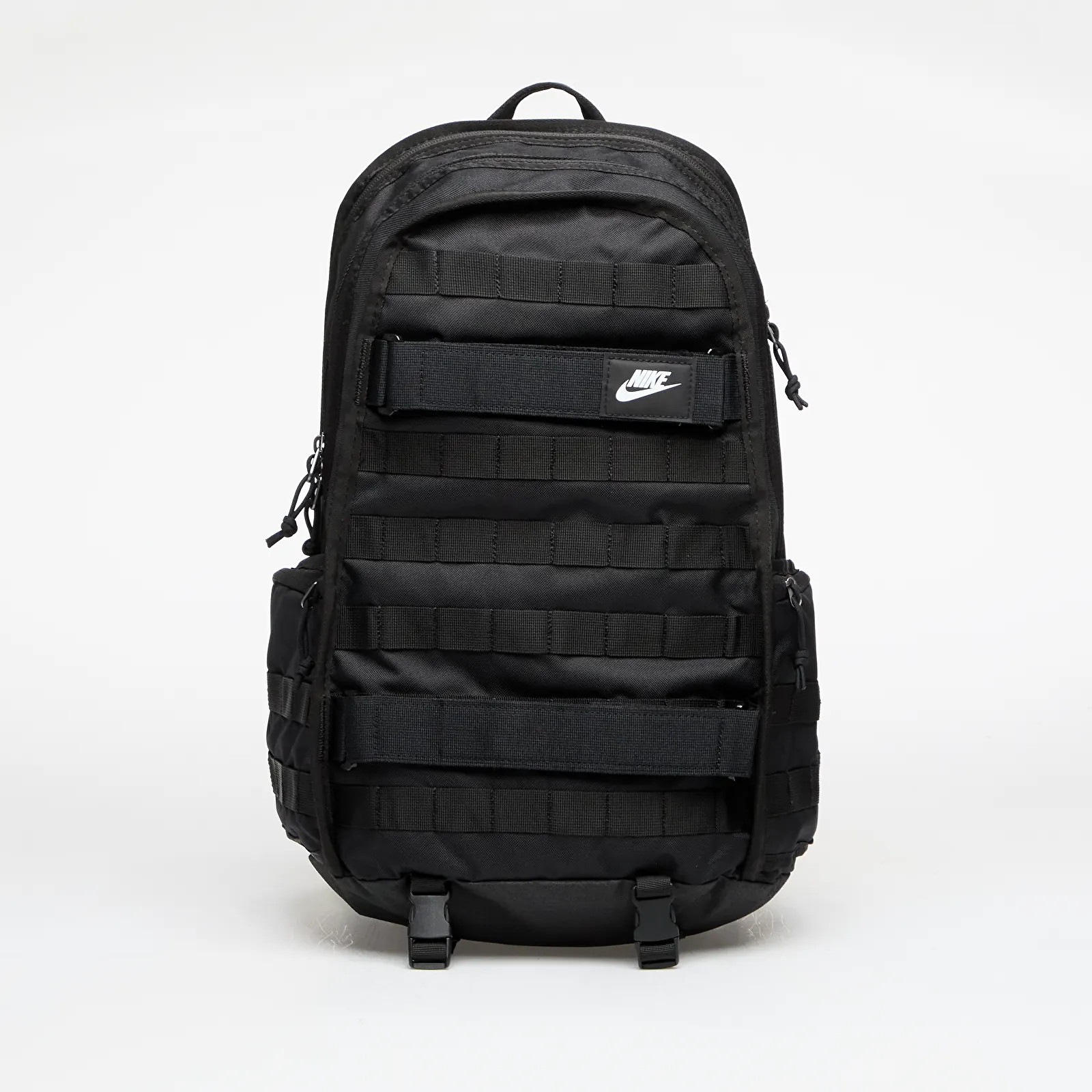 Hátizsákok Nike Sportswear RPM Backpack 26L Black/ Black/ White